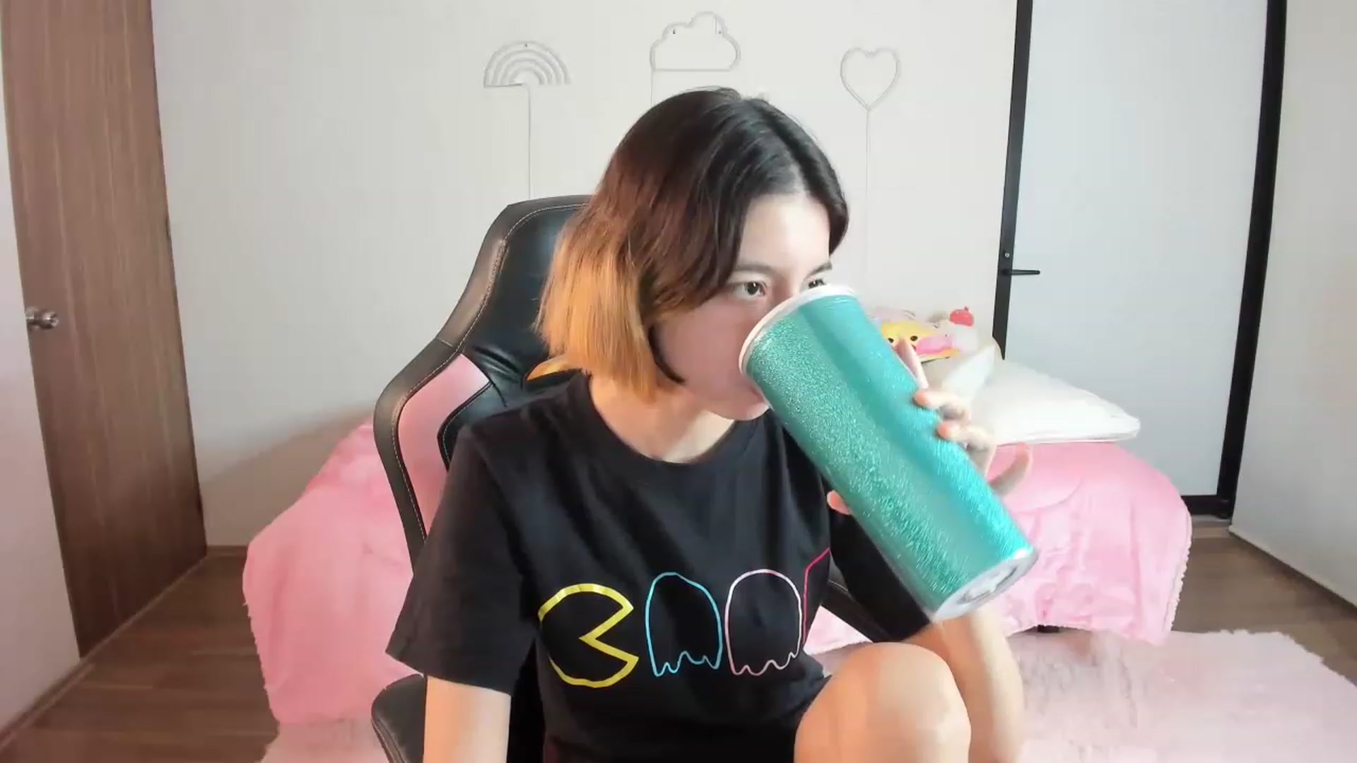 Gallery image thumbnail from Cherrycute666's myfreecams stream on, 01/31/2023, 02:49 image 8 of 20