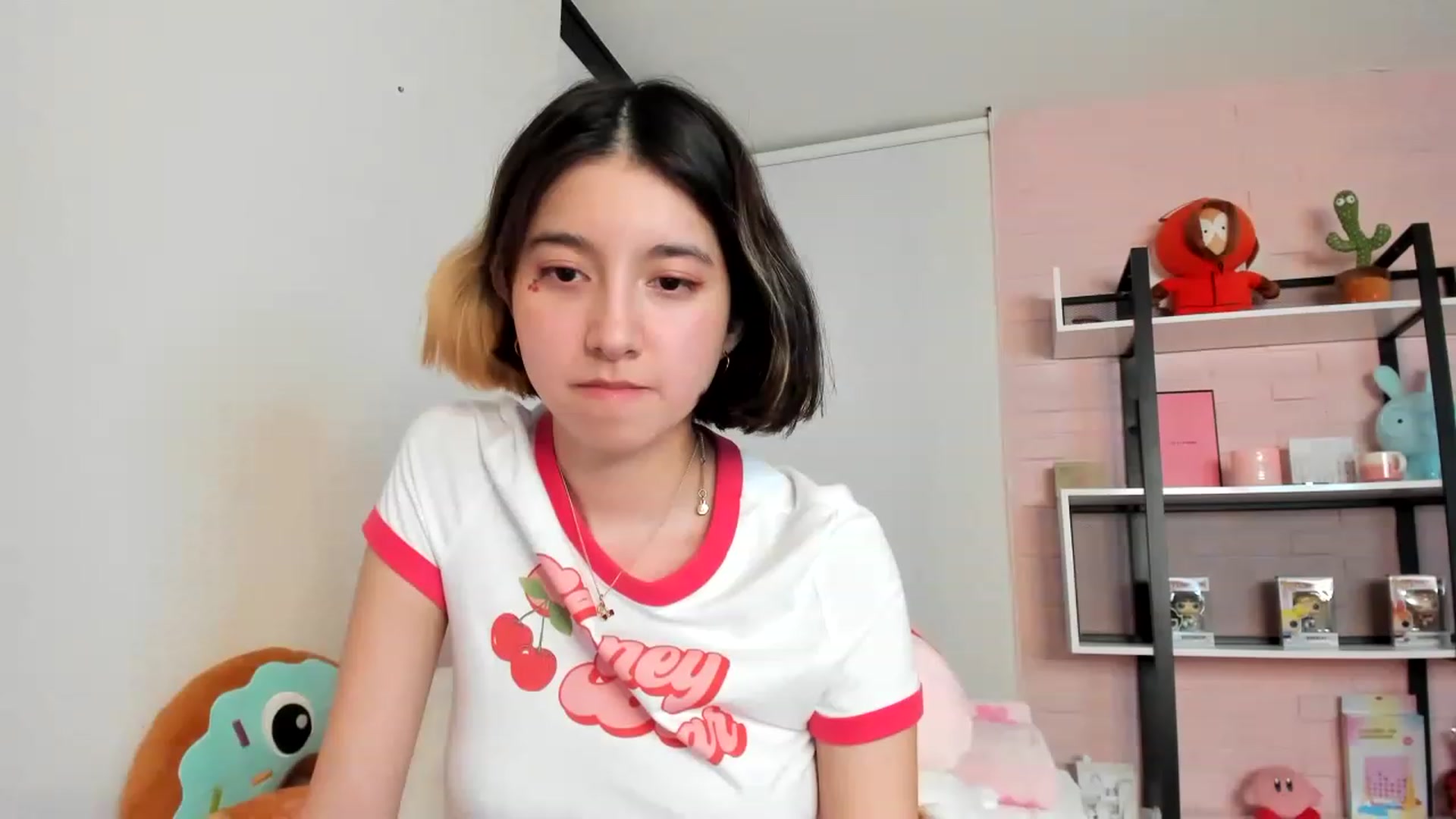 Gallery image thumbnail from Cherrycute666's myfreecams stream on, 02/01/2023, 08:54 image 20 of 20