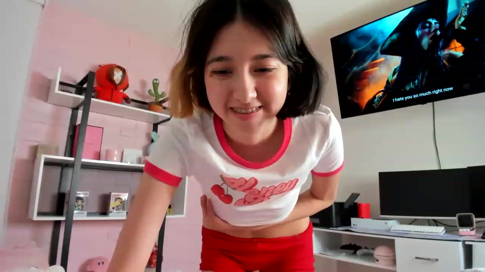 Gallery image thumbnail from Cherrycute666's myfreecams stream on, 02/01/2023, 13:40 image 14 of 20