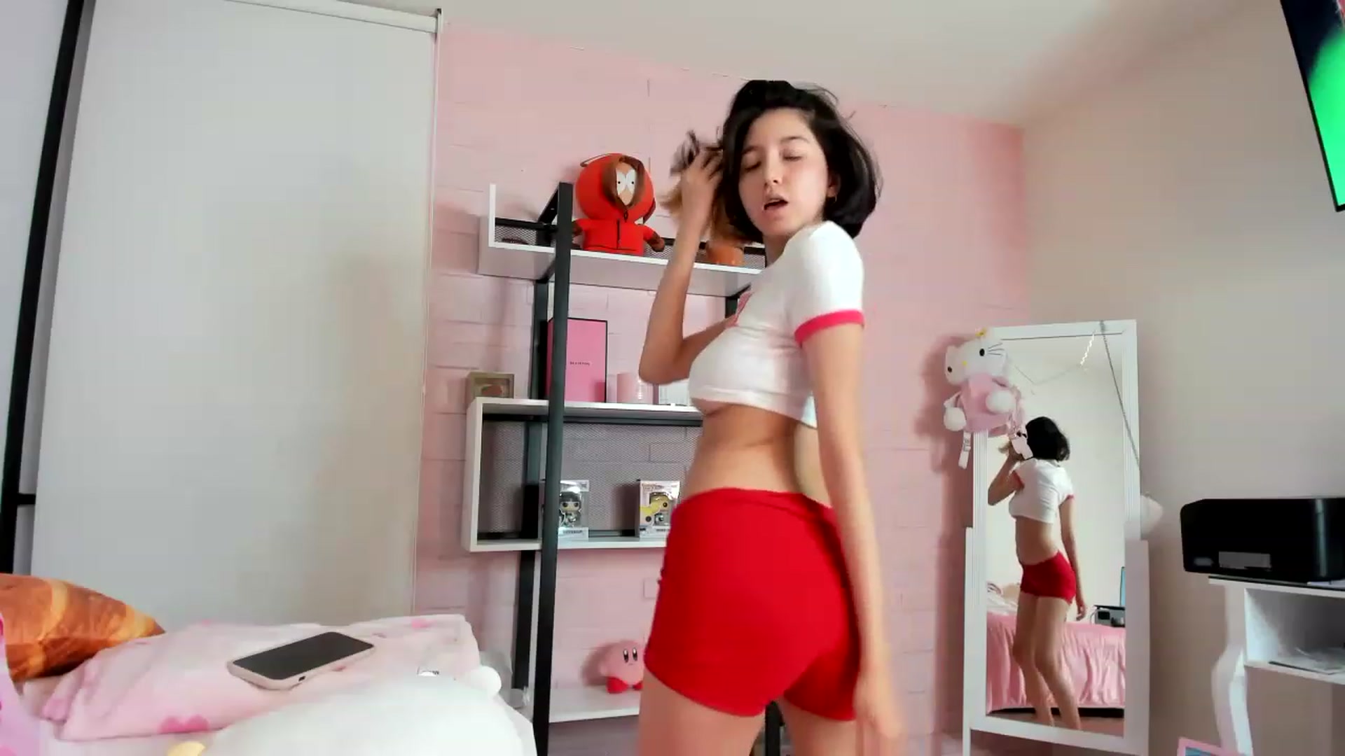 Gallery image thumbnail from Cherrycute666's myfreecams stream on, 02/01/2023, 13:40 image 11 of 20