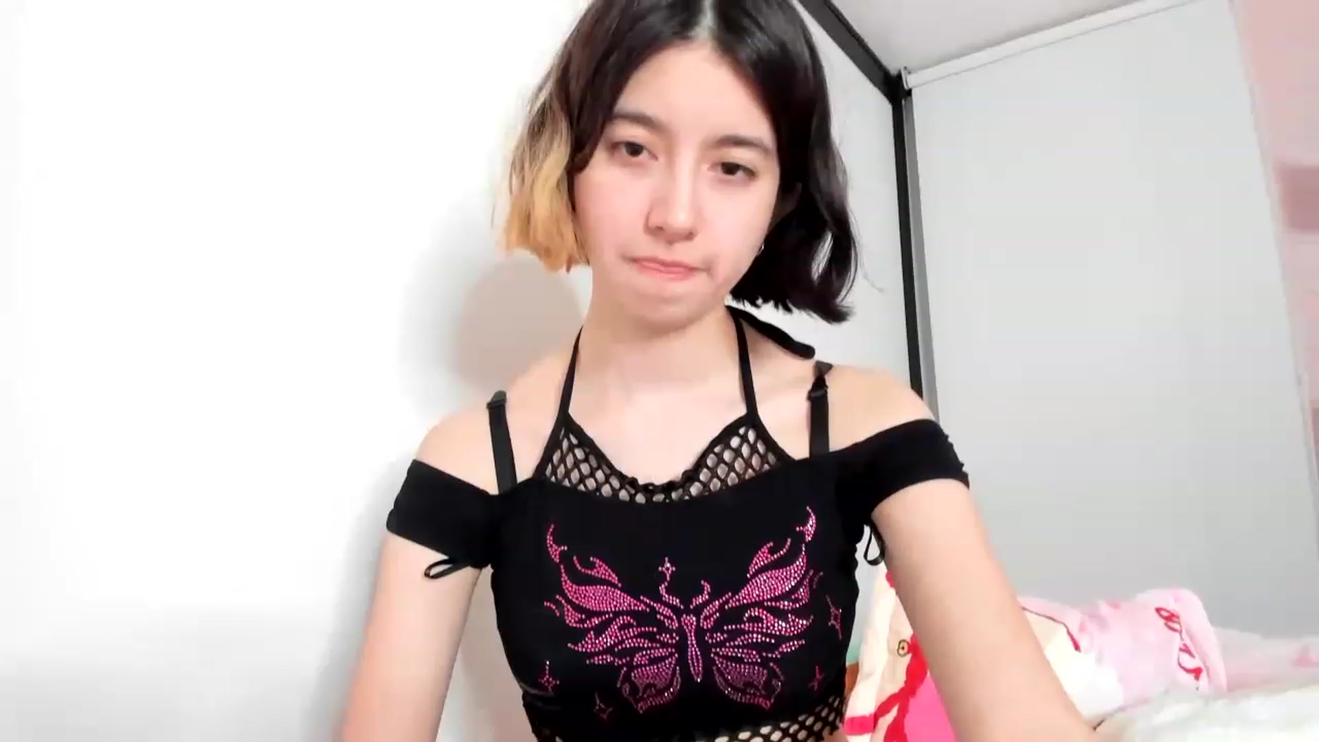 Gallery image thumbnail from Cherrycute666's myfreecams stream on, 02/02/2023, 01:46 image 17 of 20