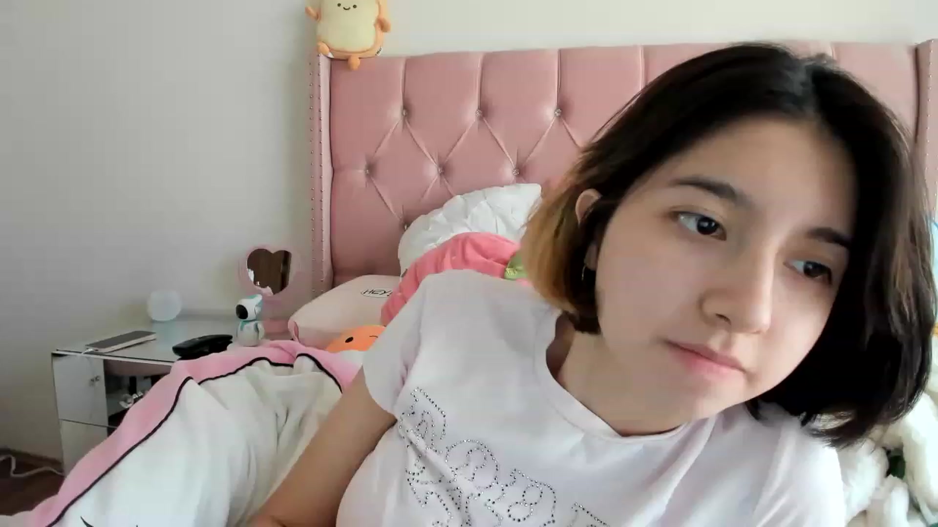 Gallery image thumbnail from Cherrycute666's myfreecams stream on, 02/03/2023, 16:25 image 13 of 20
