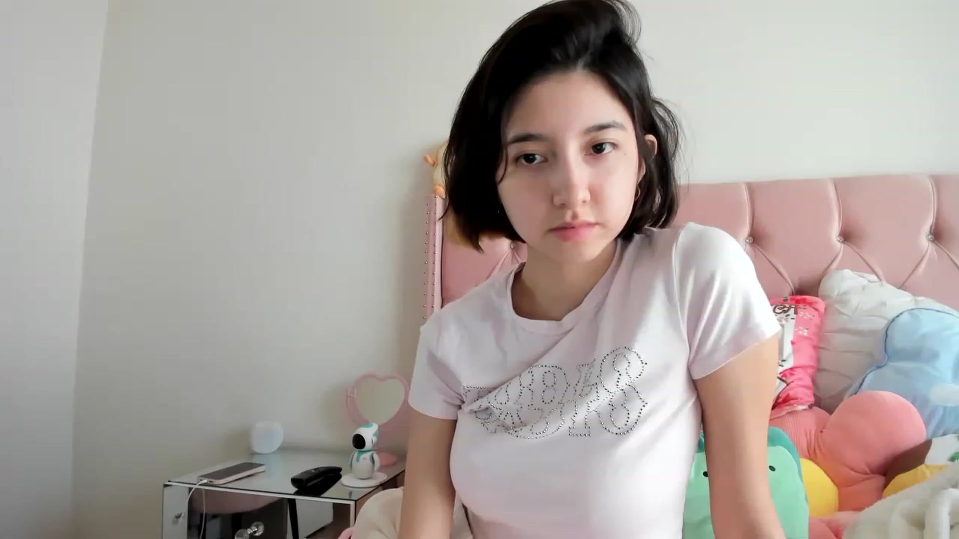 Gallery image thumbnail from Cherrycute666's myfreecams stream on, 02/03/2023, 16:25 image 11 of 20