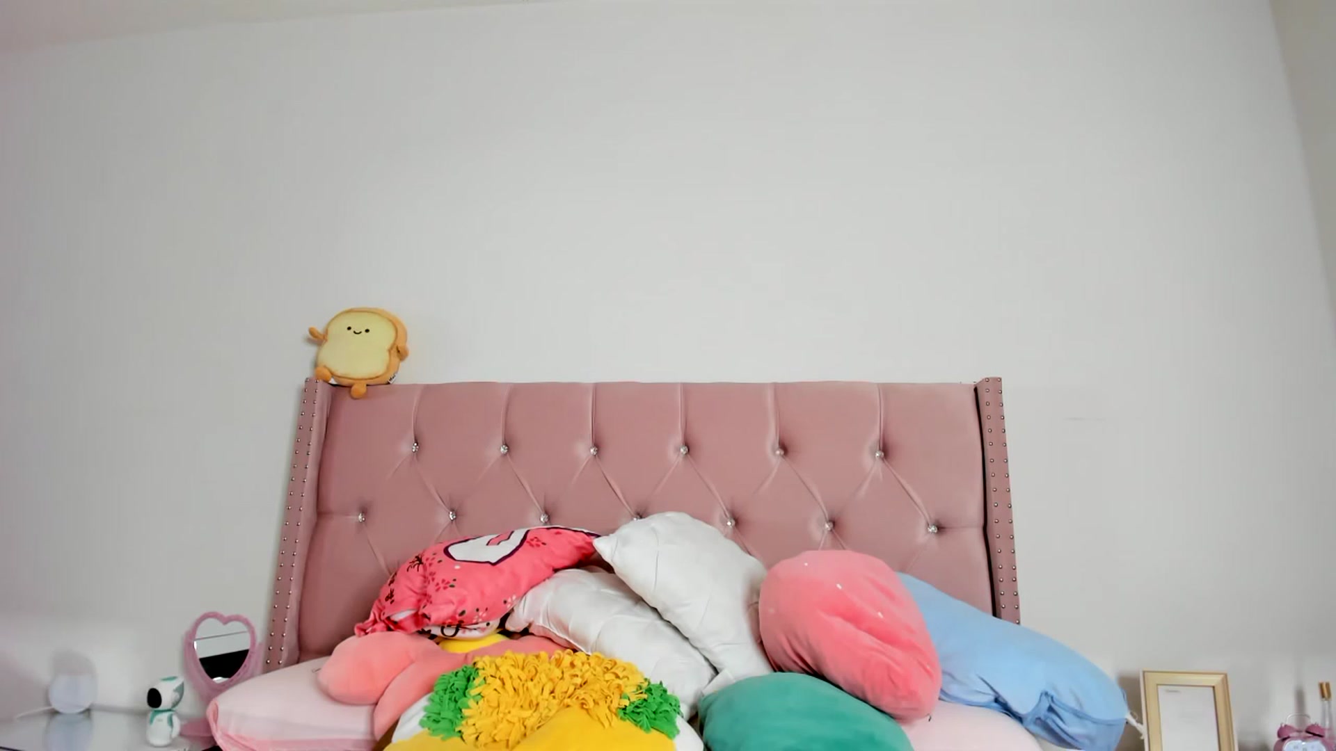 Gallery image thumbnail from Cherrycute666's myfreecams stream on, 02/05/2023, 10:48 image 15 of 20