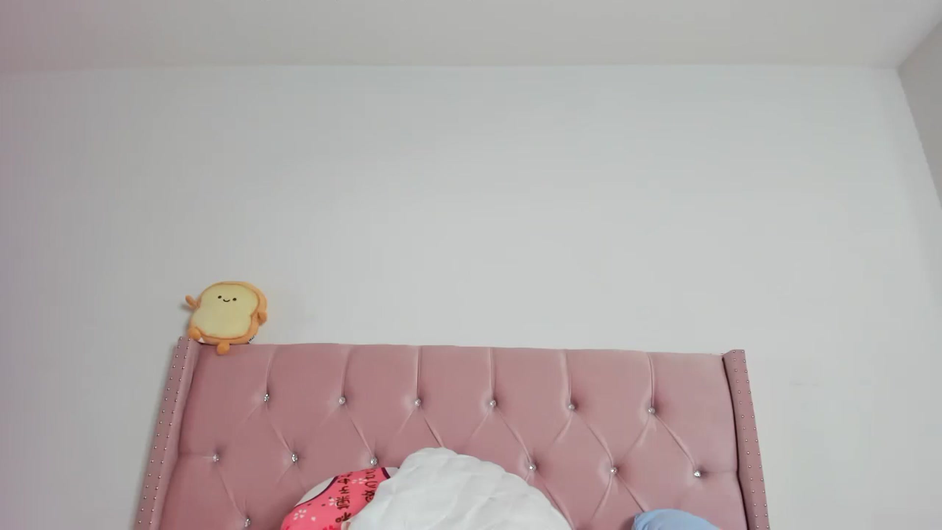 Gallery image thumbnail from Cherrycute666's myfreecams stream on, 02/05/2023, 14:29 image 20 of 20