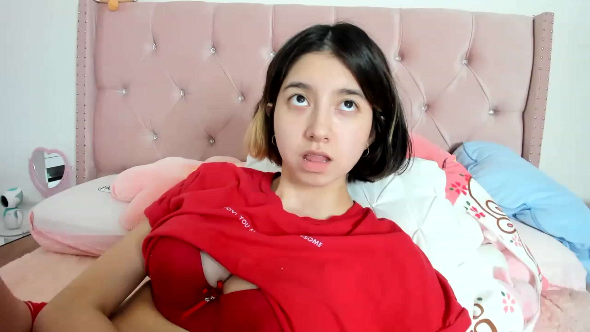 Gallery image thumbnail from Cherrycute666's myfreecams stream on, 02/06/2023, 11:23 image 5 of 20