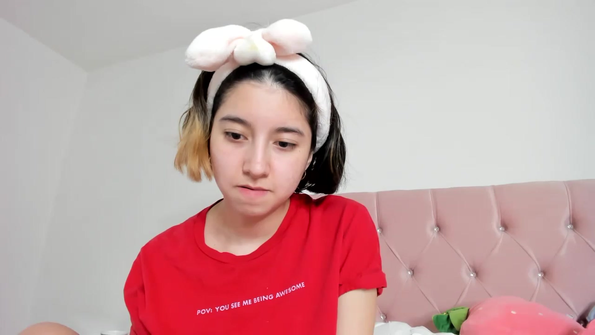 Gallery image thumbnail from Cherrycute666's myfreecams stream on, 02/06/2023, 11:23 image 15 of 20