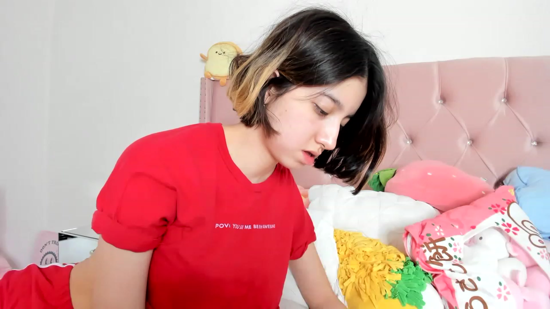Gallery image thumbnail from Cherrycute666's myfreecams stream on, 02/06/2023, 19:09 image 1 of 20