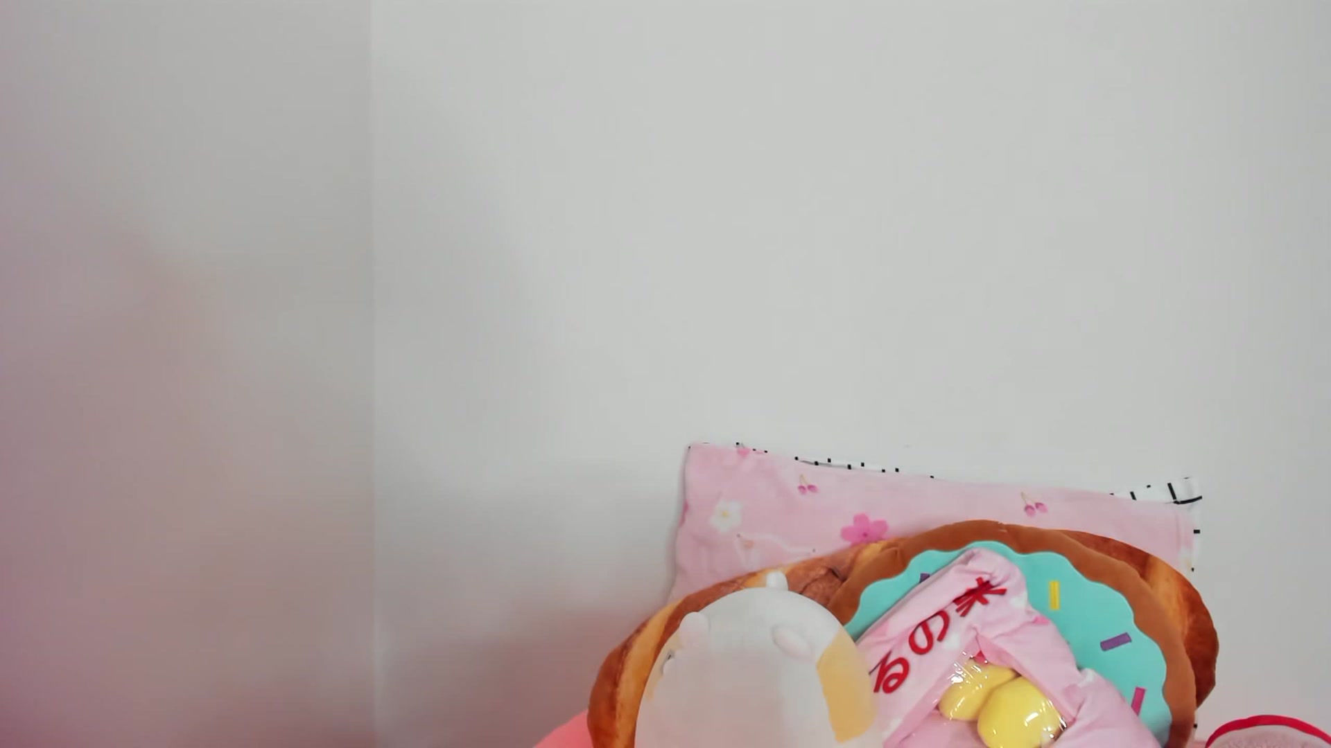 Gallery image thumbnail from Cherrycute666's myfreecams stream on, 02/09/2023, 12:03 image 4 of 20