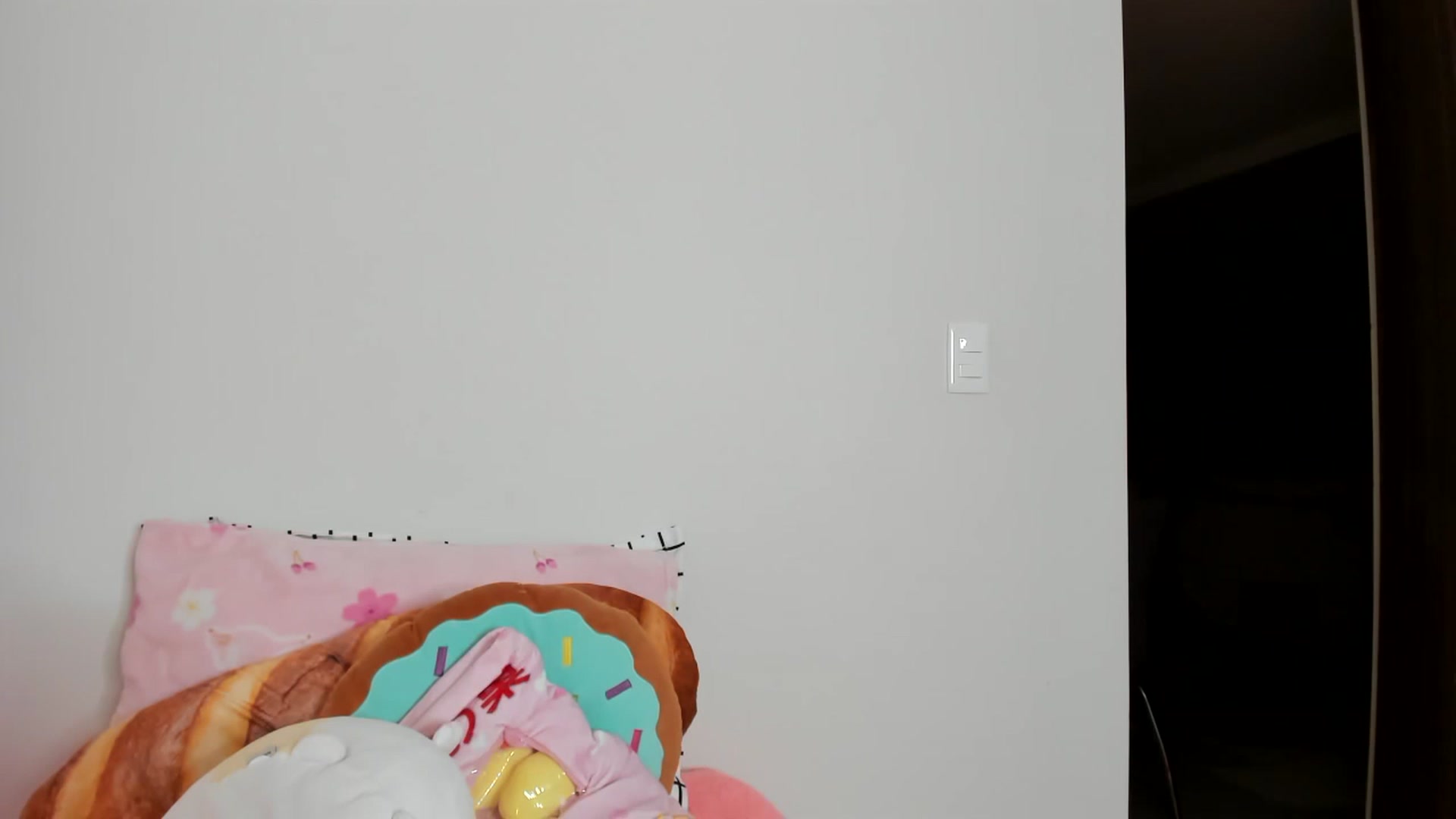 Gallery image thumbnail from Cherrycute666's myfreecams stream on, 02/09/2023, 12:03 image 12 of 20