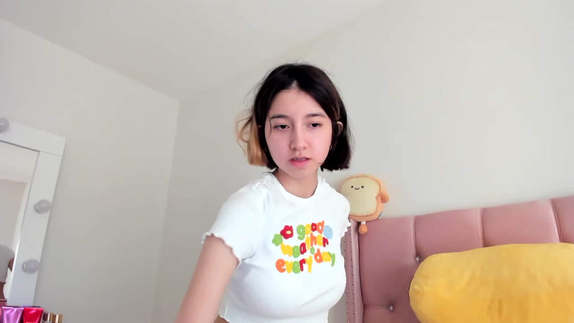Gallery image thumbnail from Cherrycute666's myfreecams stream on, 02/10/2023, 01:26 image 1 of 20