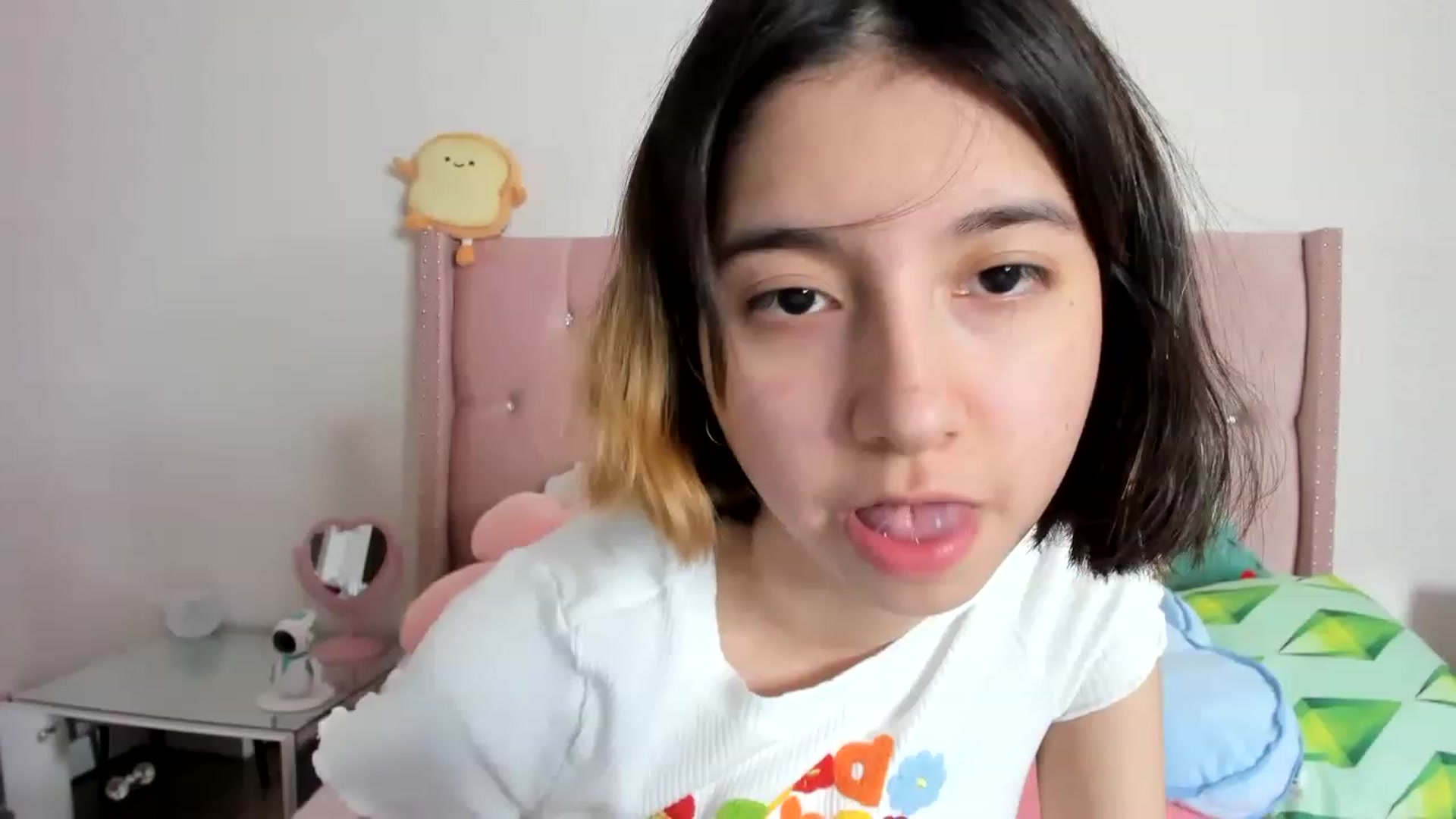 Gallery image thumbnail from Cherrycute666's myfreecams stream on, 02/10/2023, 02:41 image 9 of 20