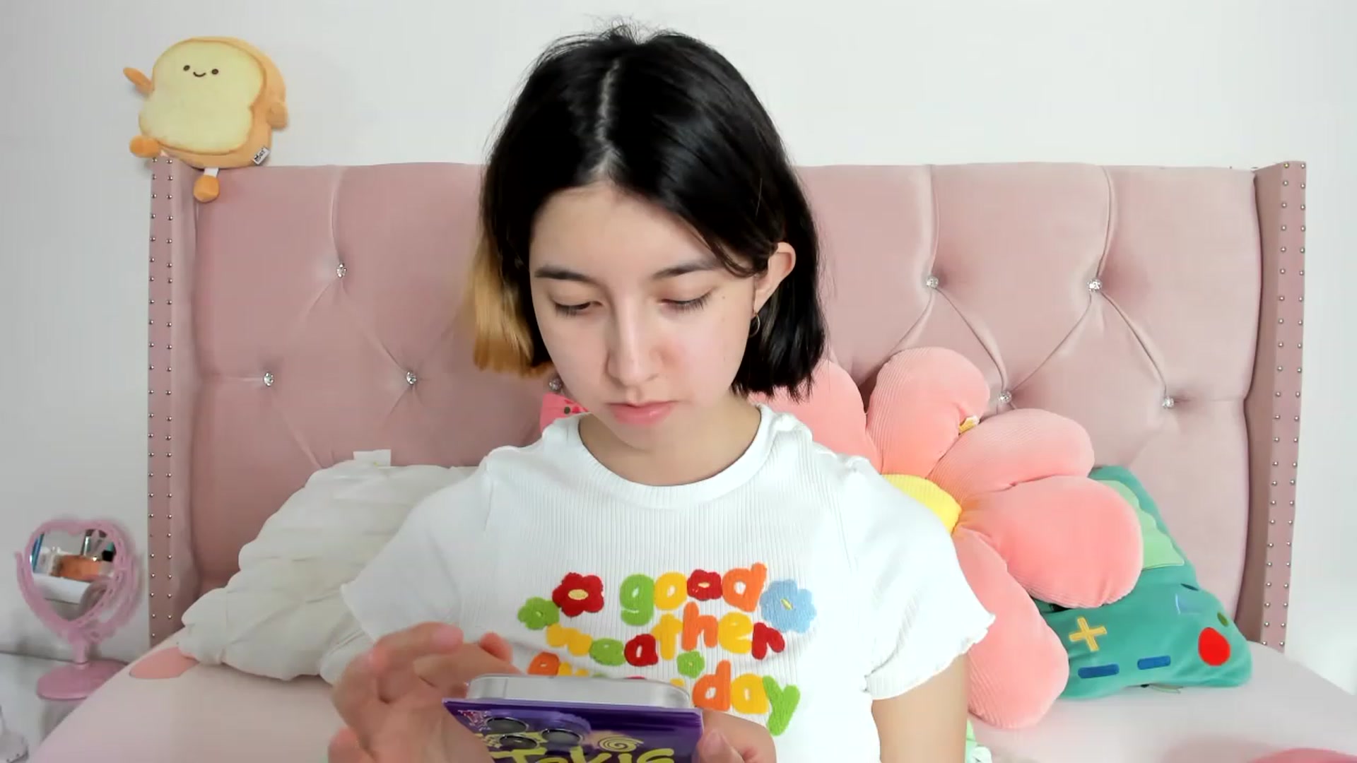 Gallery image thumbnail from Cherrycute666's myfreecams stream on, 02/10/2023, 07:20 image 5 of 20