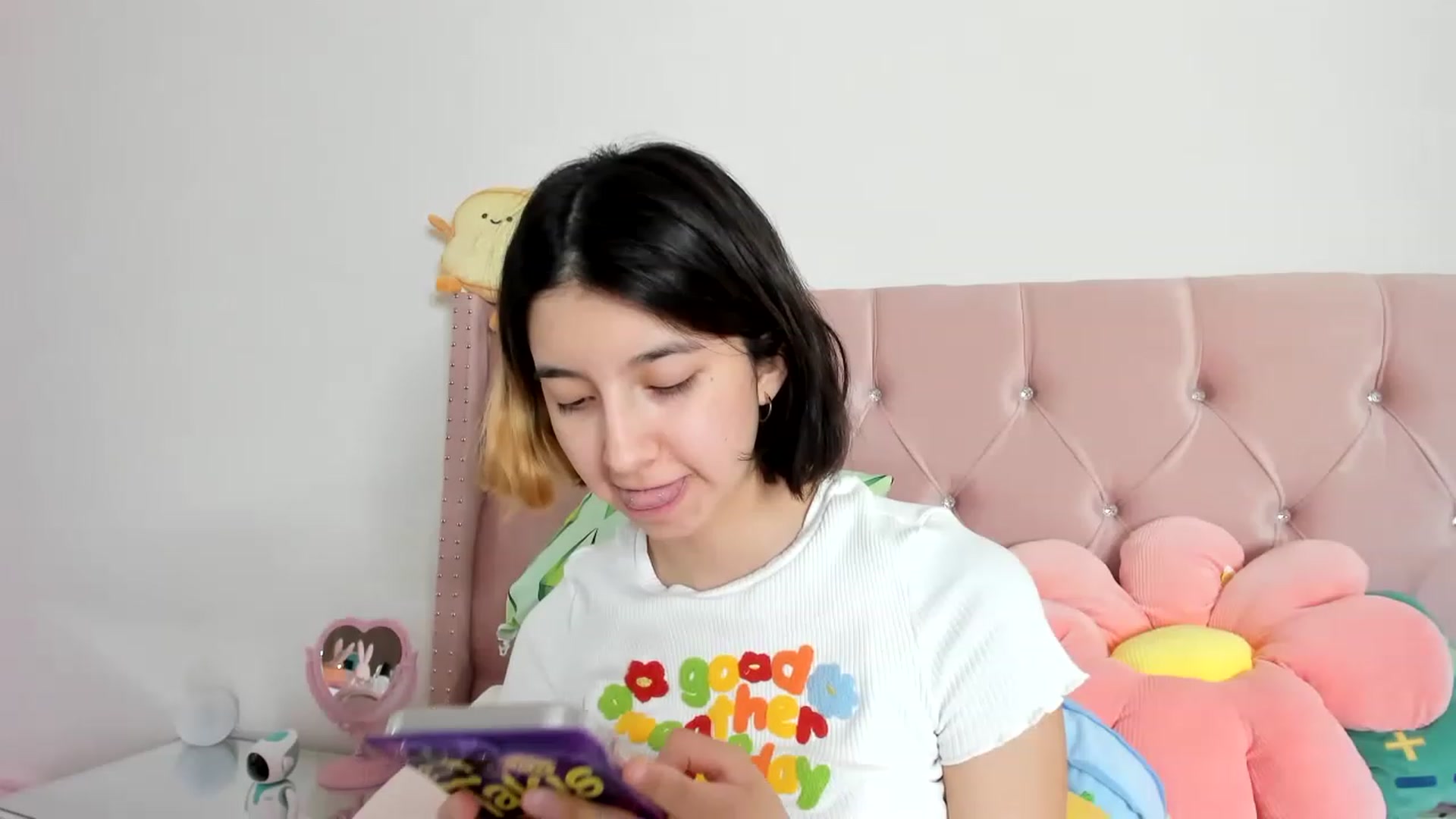 Gallery image thumbnail from Cherrycute666's myfreecams stream on, 02/10/2023, 09:56 image 2 of 20