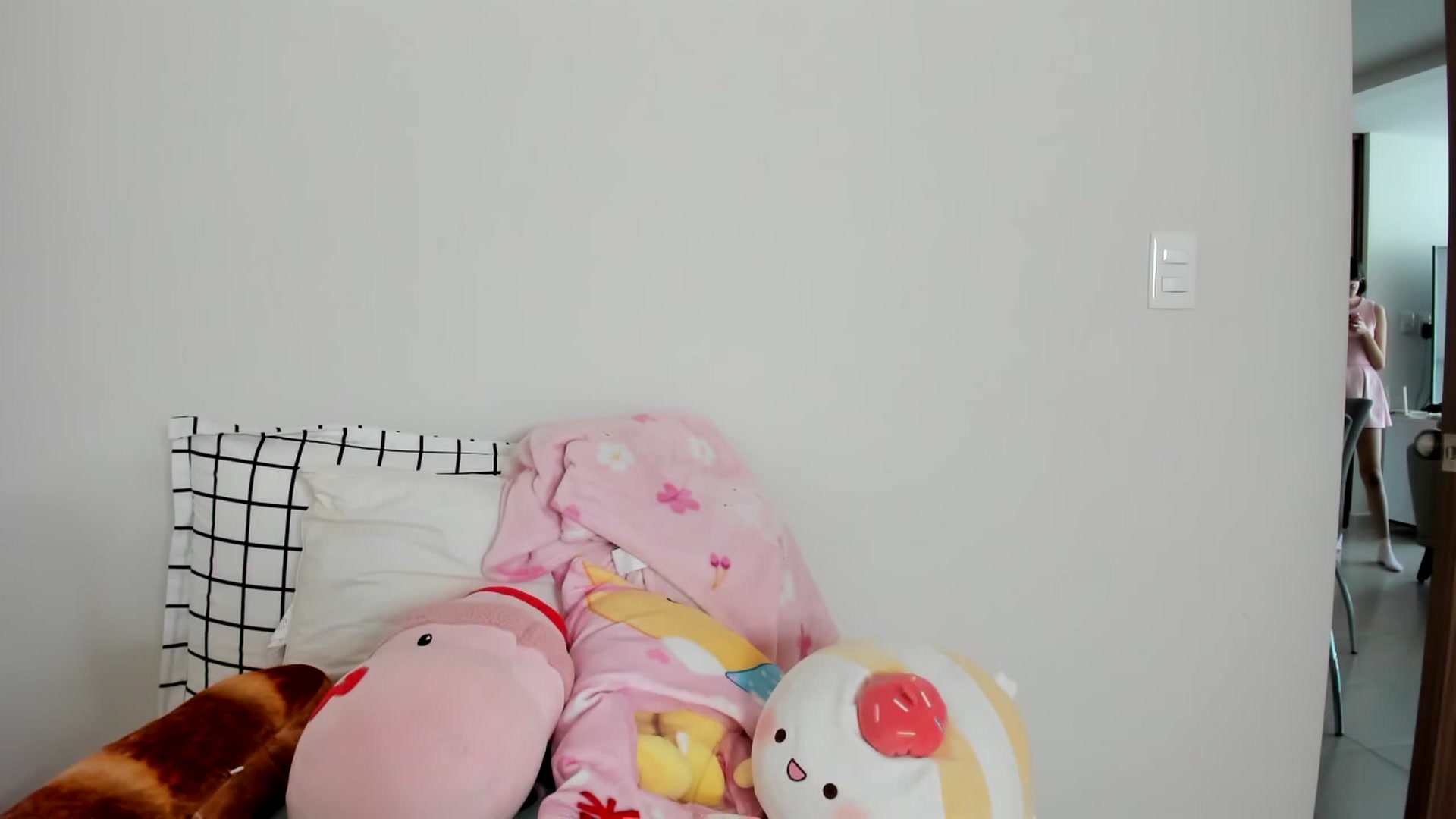 Gallery image thumbnail from Cherrycute666's myfreecams stream on, 02/11/2023, 15:21 image 8 of 20
