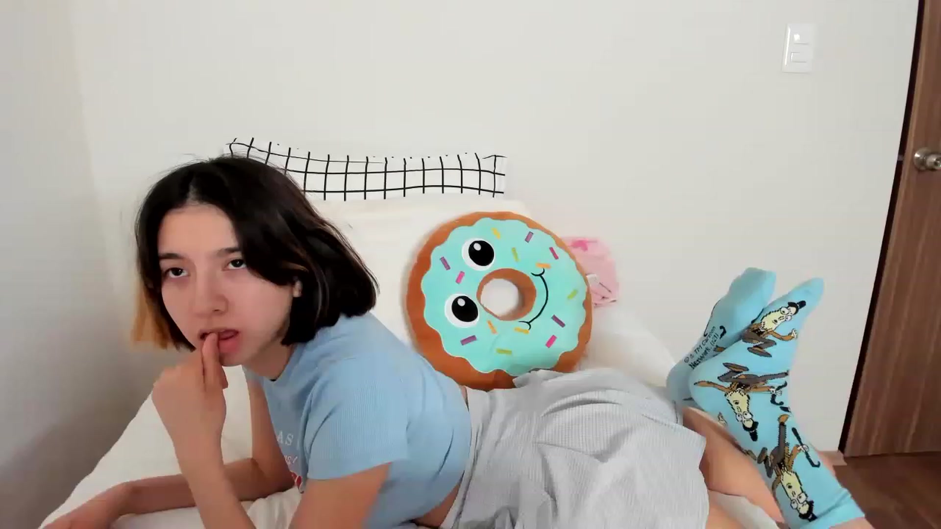 Gallery image thumbnail from Cherrycute666's myfreecams stream on, 02/12/2023, 11:12 image 9 of 20
