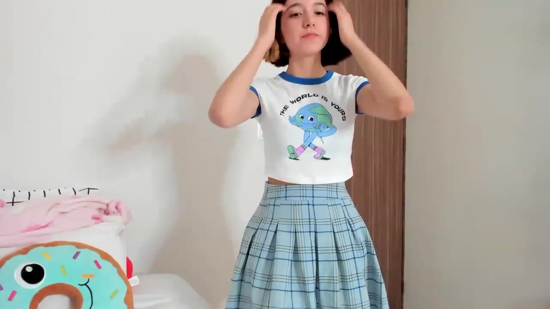Gallery image thumbnail from Cherrycute666's myfreecams stream on, 02/12/2023, 19:40 image 16 of 20