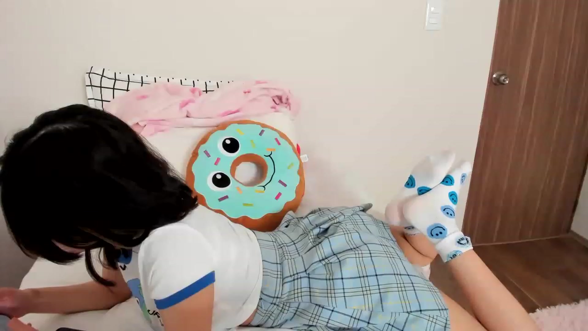 Gallery image thumbnail from Cherrycute666's myfreecams stream on, 02/12/2023, 19:40 image 5 of 20