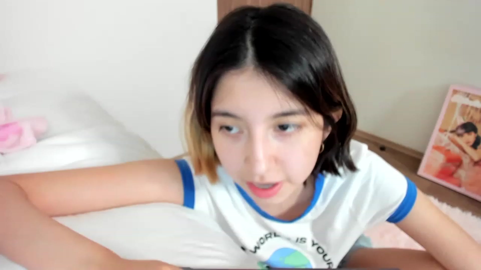 Gallery image thumbnail from Cherrycute666's myfreecams stream on, 02/13/2023, 09:17 image 20 of 20
