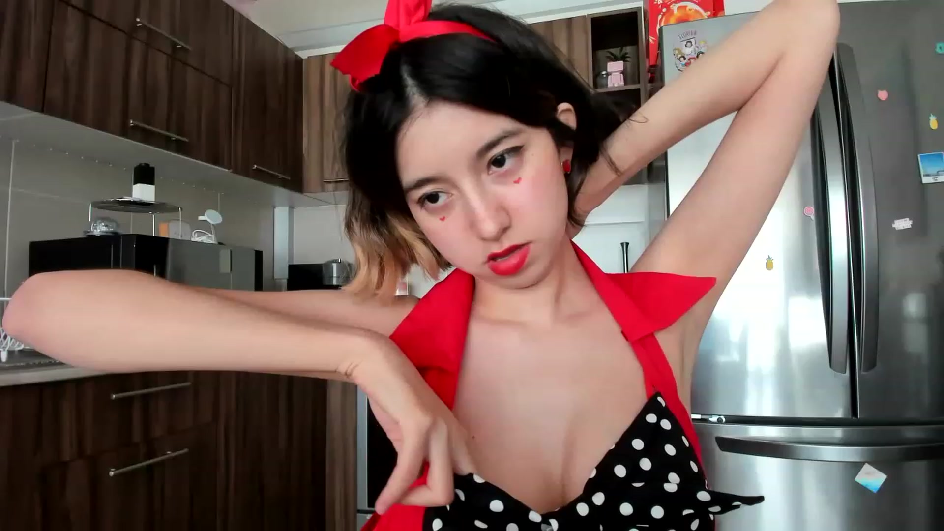 Gallery image thumbnail from Cherrycute666's myfreecams stream on, 02/14/2023, 22:35 image 1 of 20