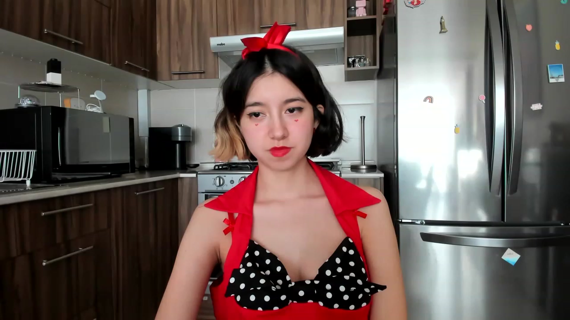 Gallery image thumbnail from Cherrycute666's myfreecams stream on, 02/14/2023, 22:35 image 6 of 20