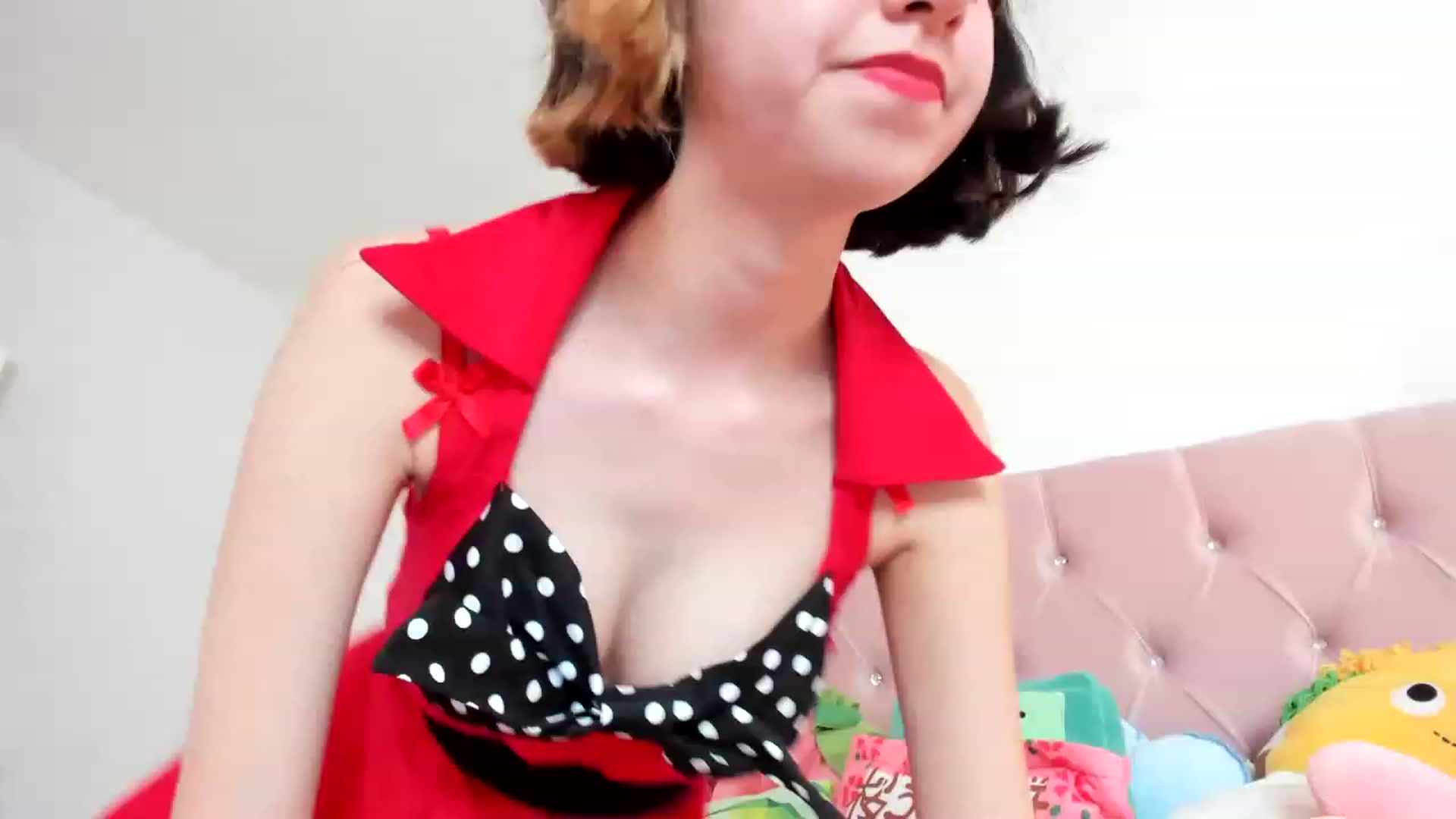 Gallery image thumbnail from Cherrycute666's myfreecams stream on, 02/14/2023, 23:55 image 2 of 20