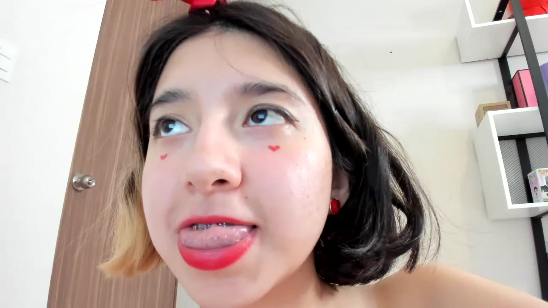 Gallery image thumbnail from Cherrycute666's myfreecams stream on, 02/15/2023, 10:23 image 12 of 20