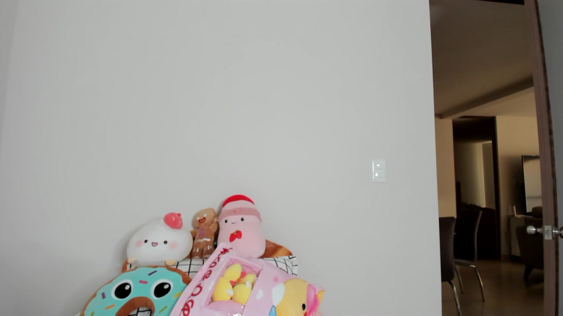 Gallery image thumbnail from Cherrycute666's myfreecams stream on, 02/18/2023, 24:25 image 9 of 20