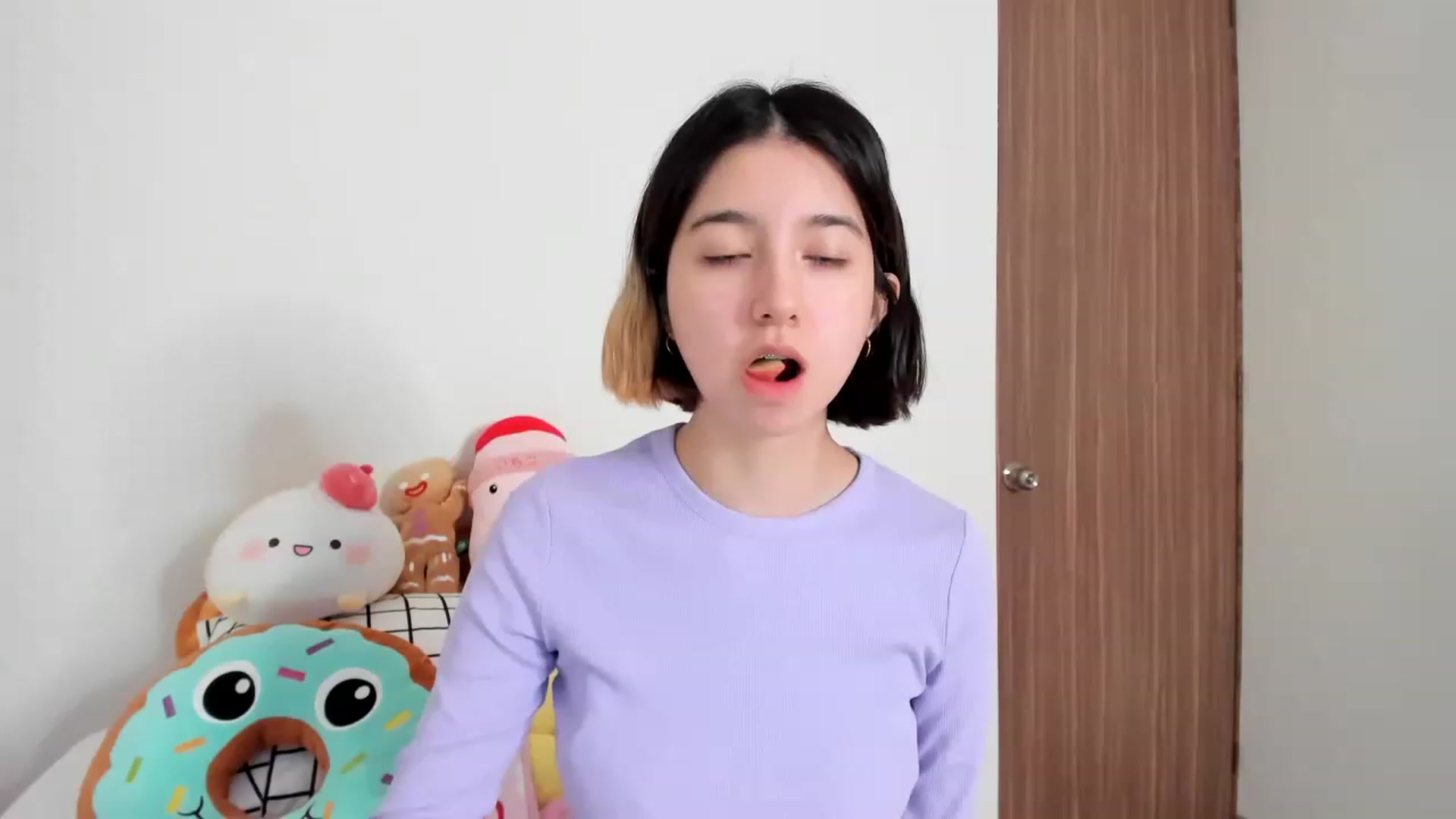 Gallery image thumbnail from Cherrycute666's myfreecams stream on, 02/18/2023, 03:16 image 13 of 20