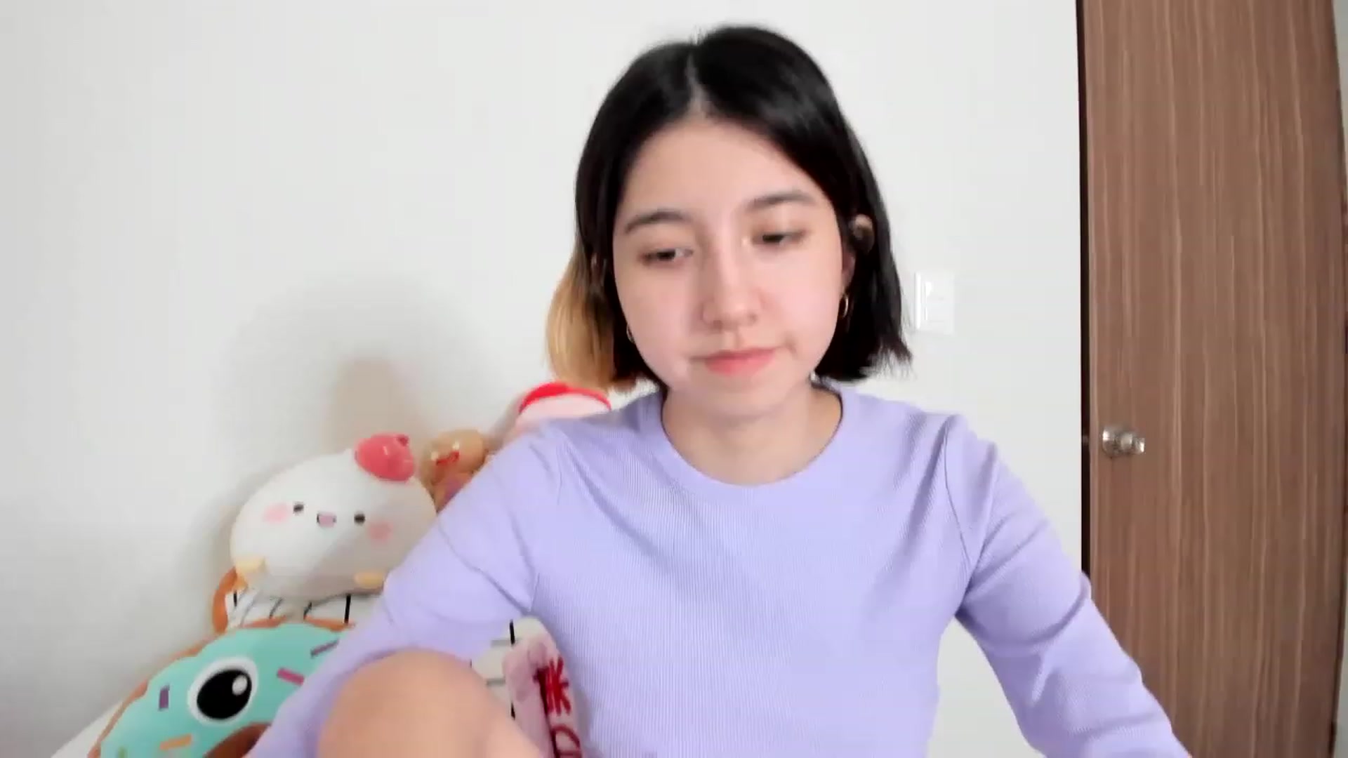 Gallery image thumbnail from Cherrycute666's myfreecams stream on, 02/18/2023, 04:49 image 2 of 20