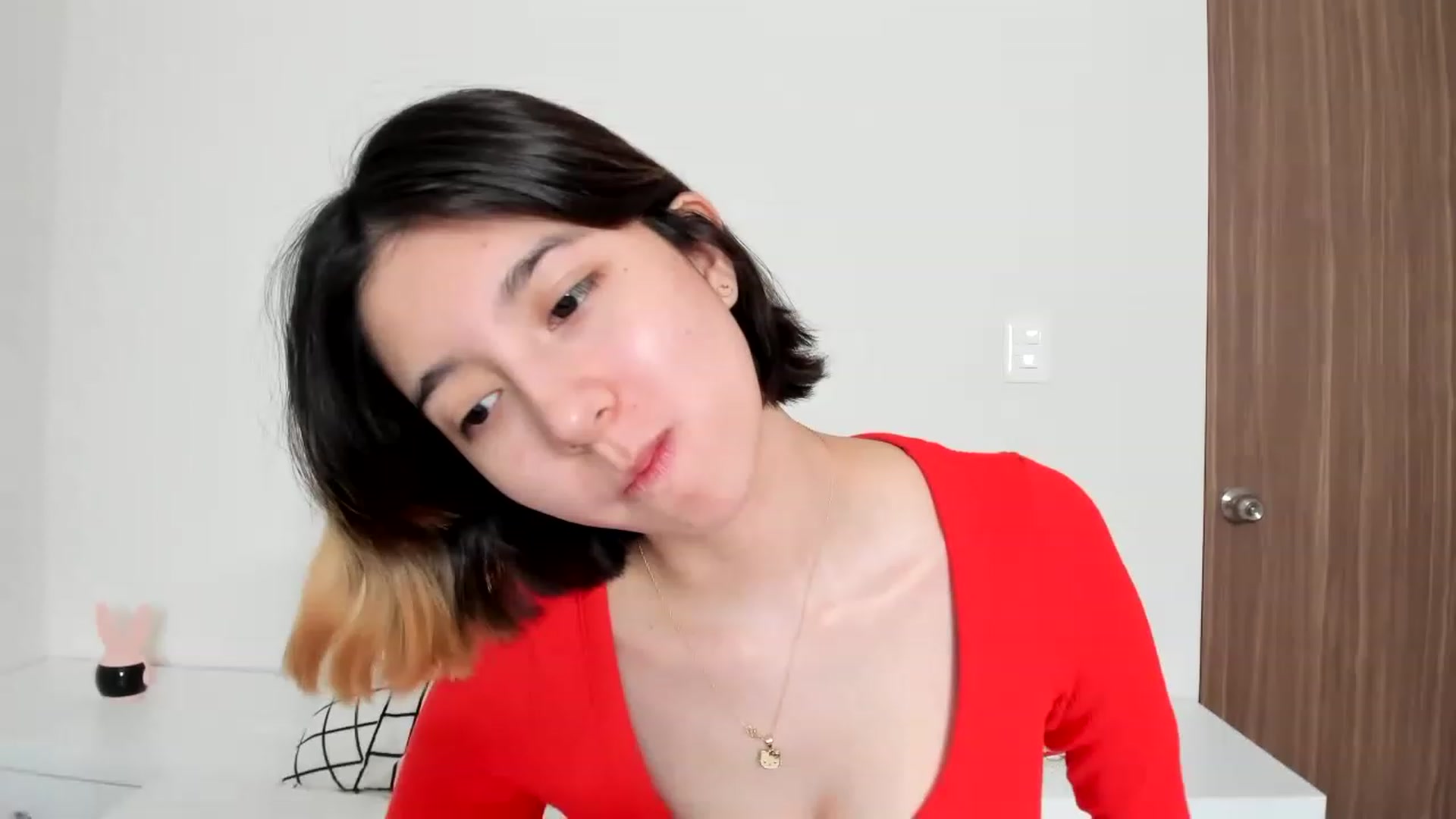 Gallery image thumbnail from Cherrycute666's myfreecams stream on, 02/20/2023, 01:14 image 15 of 20