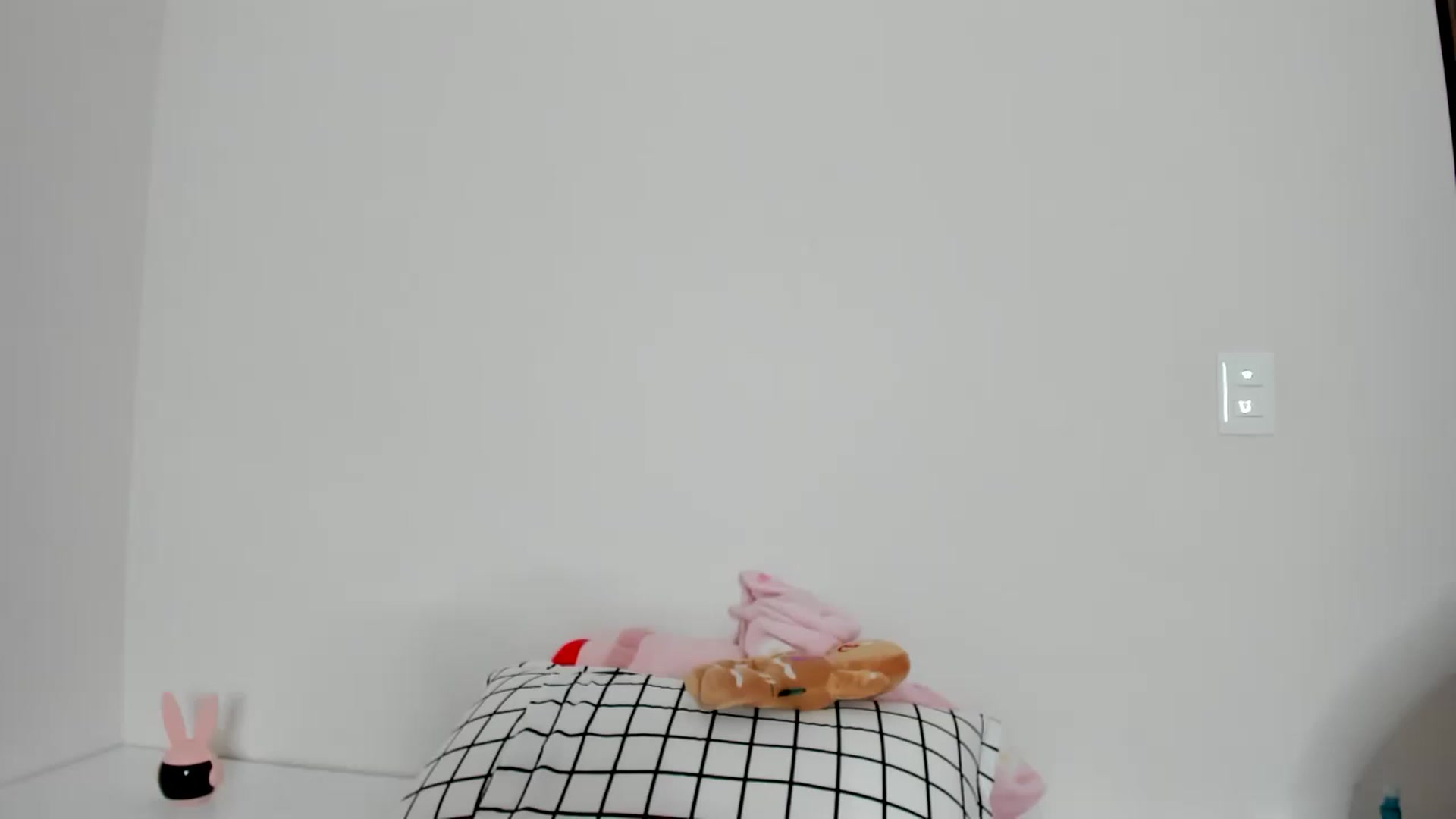 Gallery image thumbnail from Cherrycute666's myfreecams stream on, 02/20/2023, 02:14 image 16 of 20