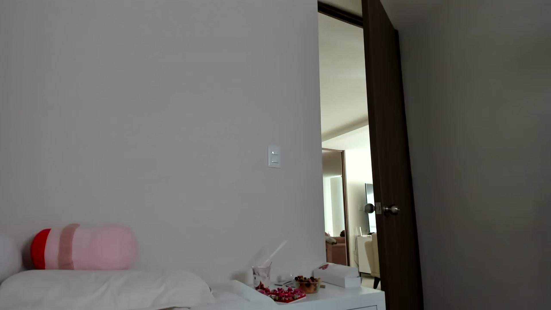 Gallery image thumbnail from Cherrycute666's myfreecams stream on, 02/20/2023, 22:26 image 16 of 20