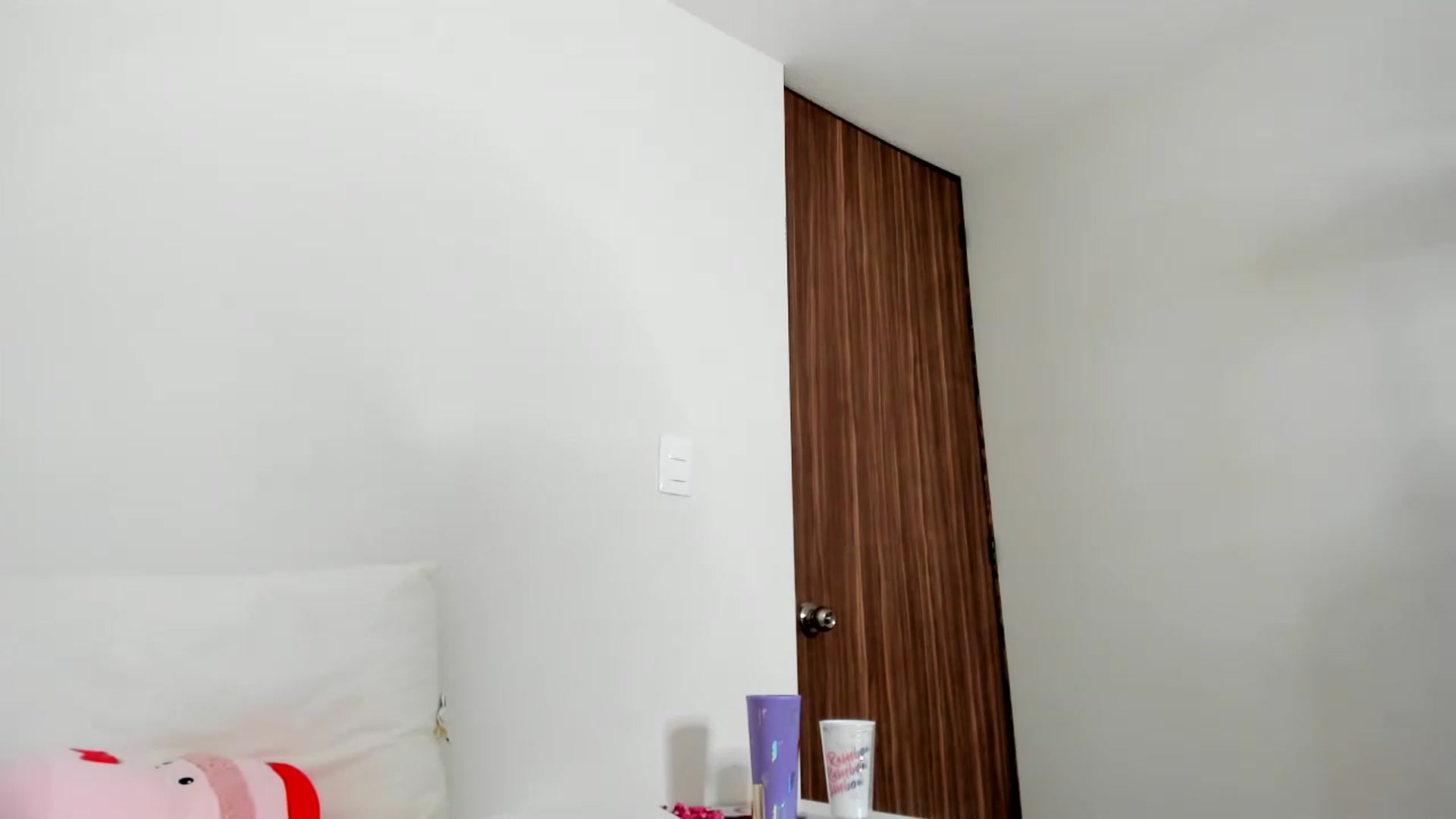 Gallery image thumbnail from Cherrycute666's myfreecams stream on, 02/22/2023, 11:33 image 2 of 20