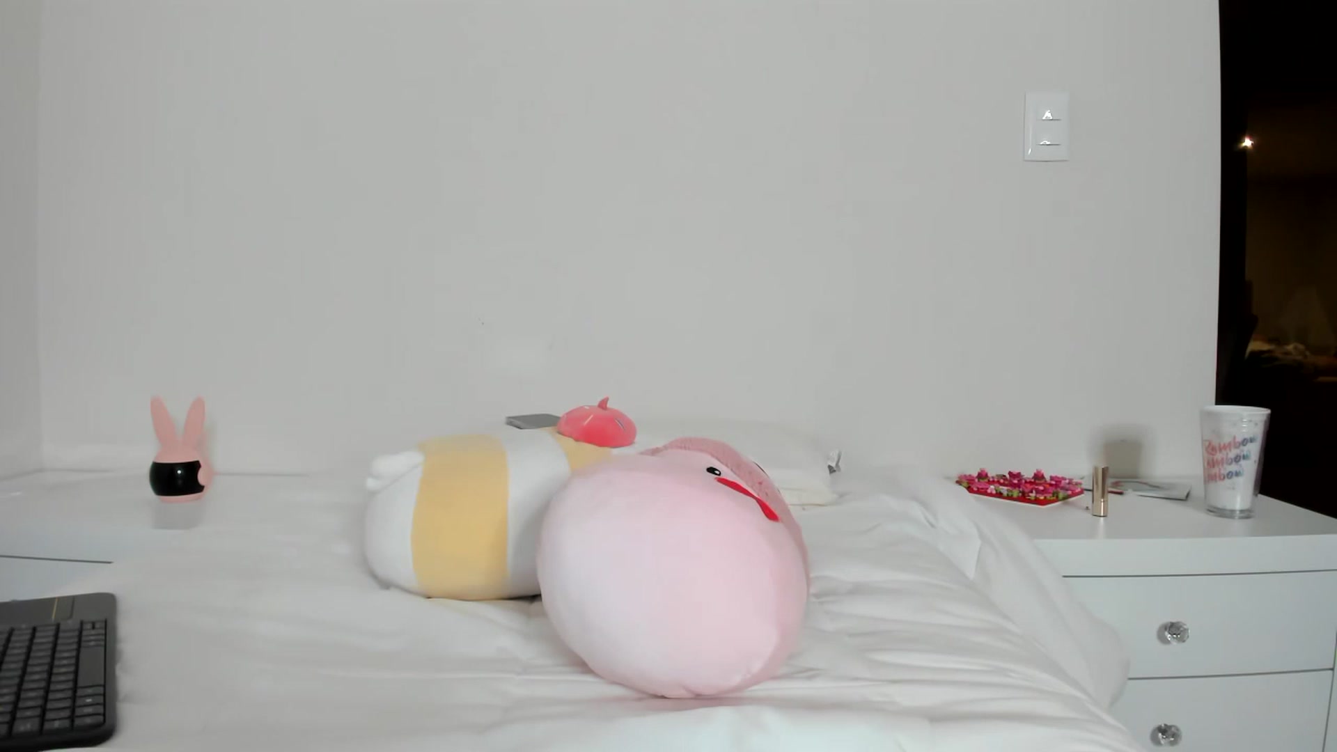 Gallery image thumbnail from Cherrycute666's myfreecams stream on, 02/22/2023, 14:04 image 5 of 20