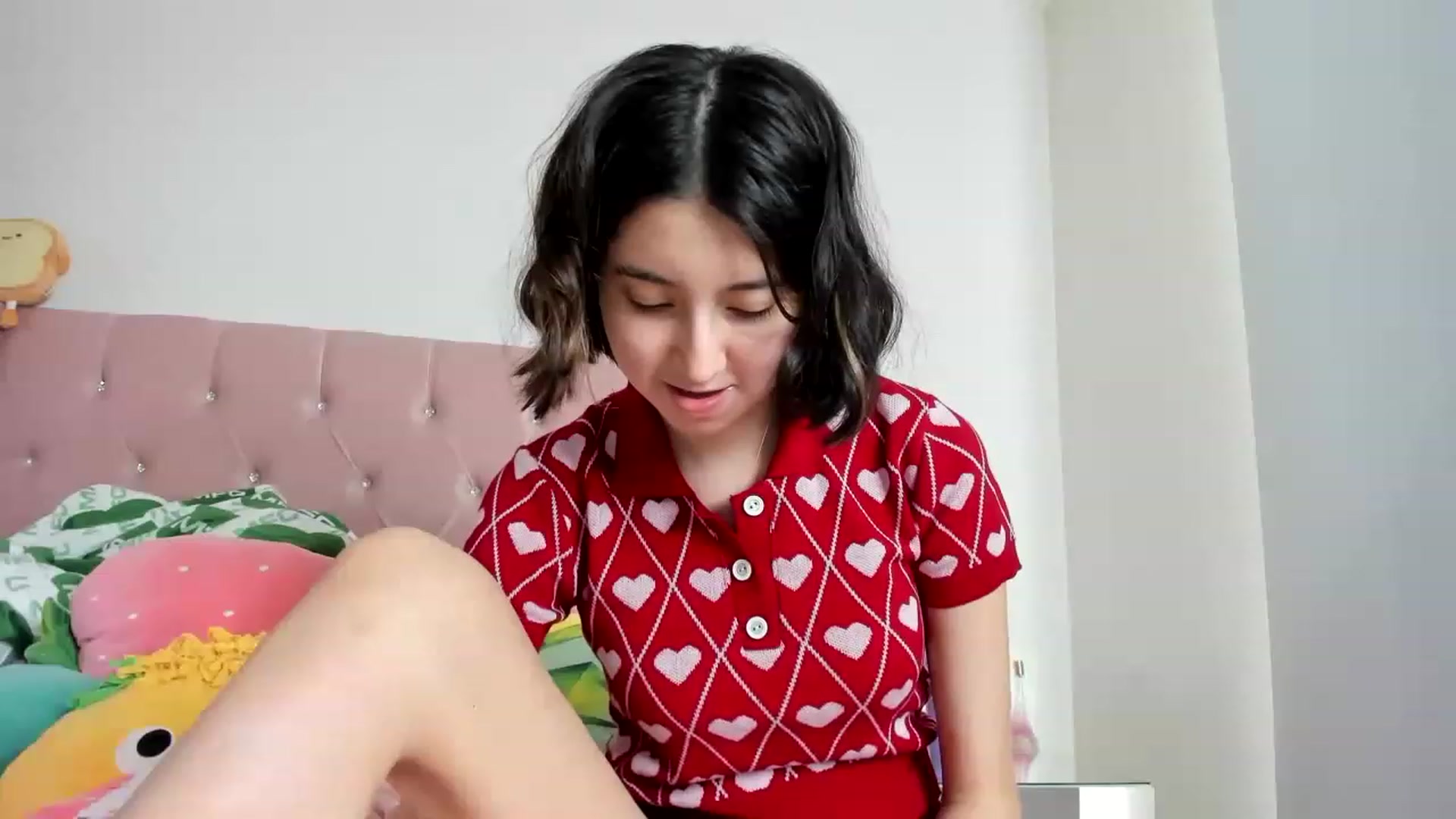Gallery image thumbnail from Cherrycute666's myfreecams stream on, 02/22/2023, 14:46 image 12 of 20