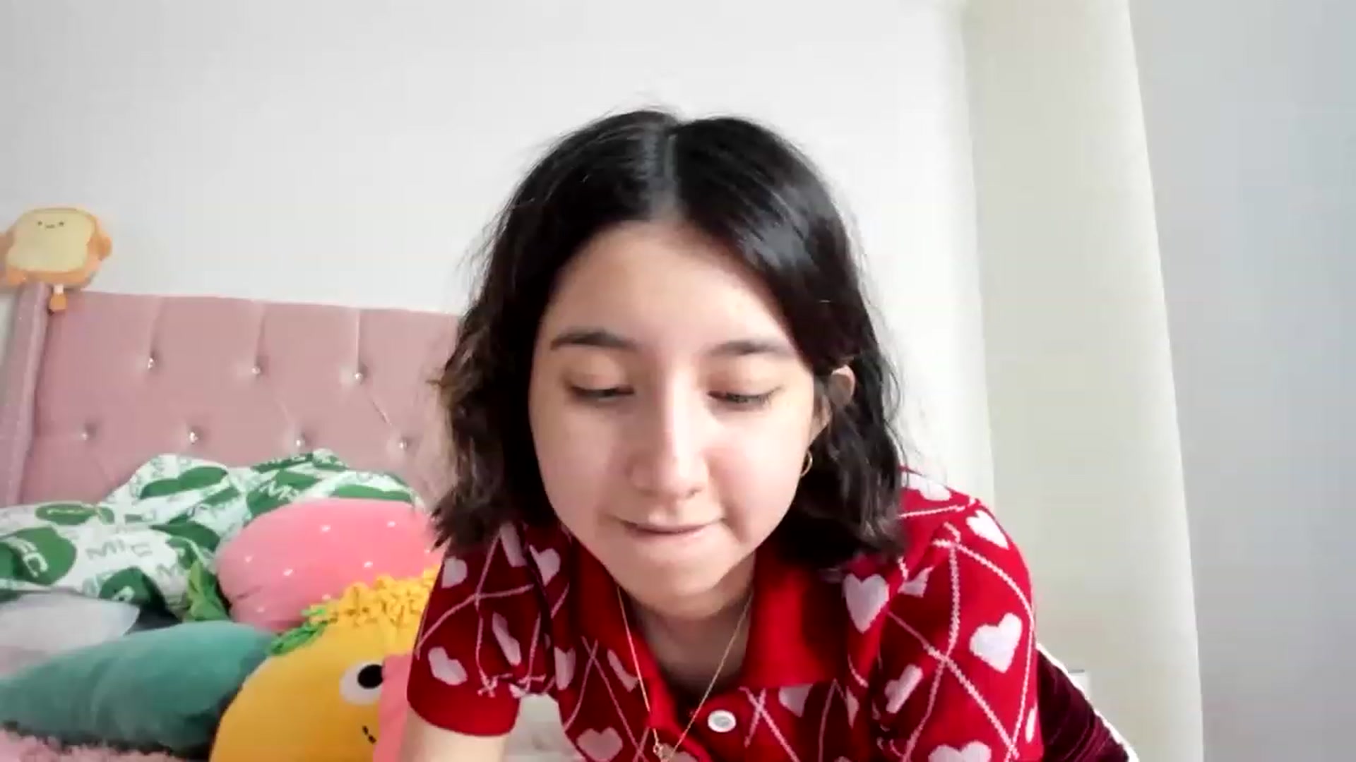 Gallery image thumbnail from Cherrycute666's myfreecams stream on, 02/22/2023, 14:46 image 18 of 20