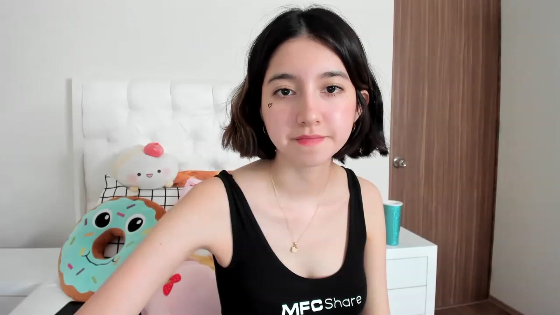 Gallery image thumbnail from Cherrycute666's myfreecams stream on, 02/23/2023, 05:19 image 20 of 20