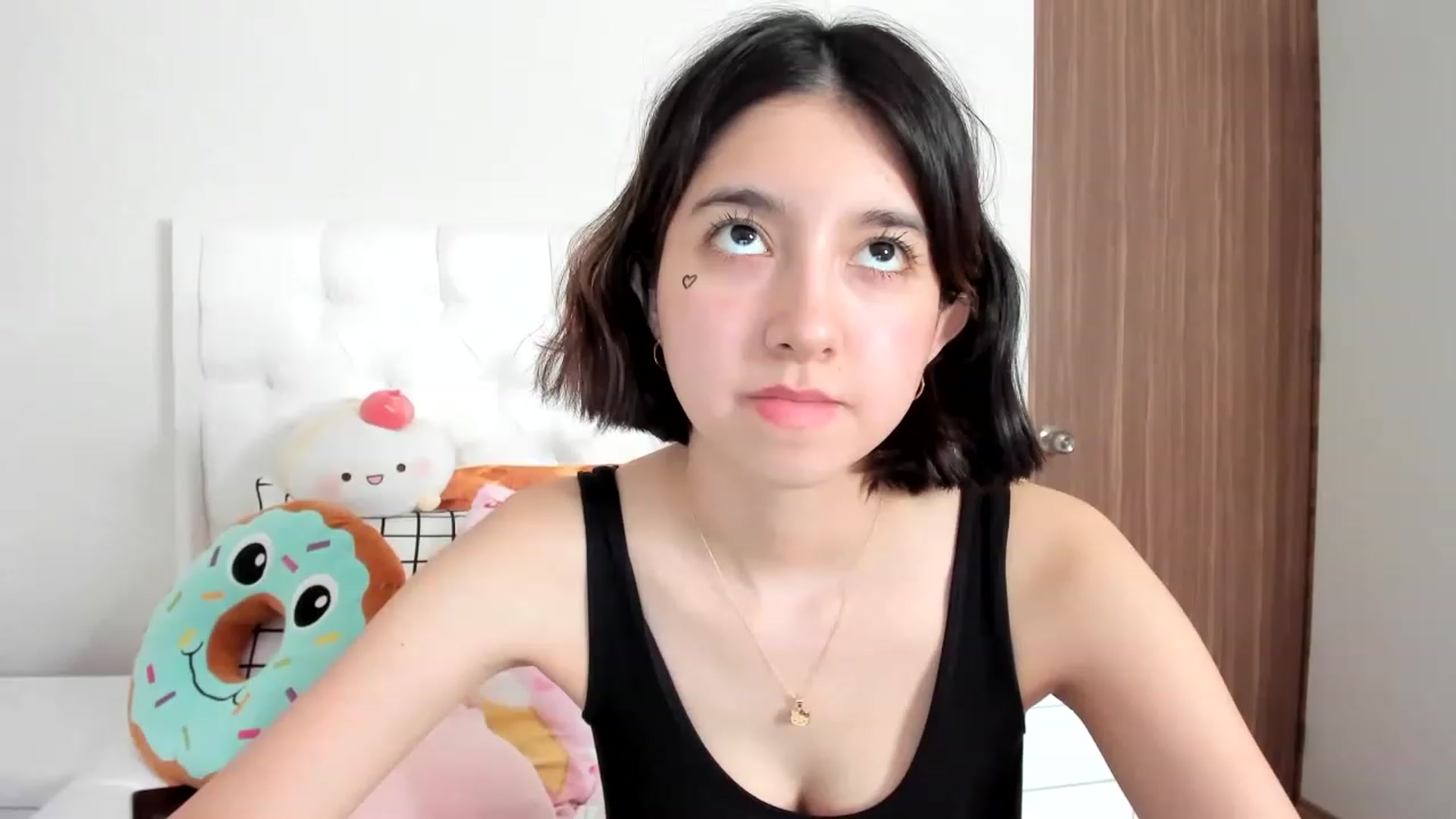 Gallery image thumbnail from Cherrycute666's myfreecams stream on, 02/23/2023, 06:50 image 18 of 20