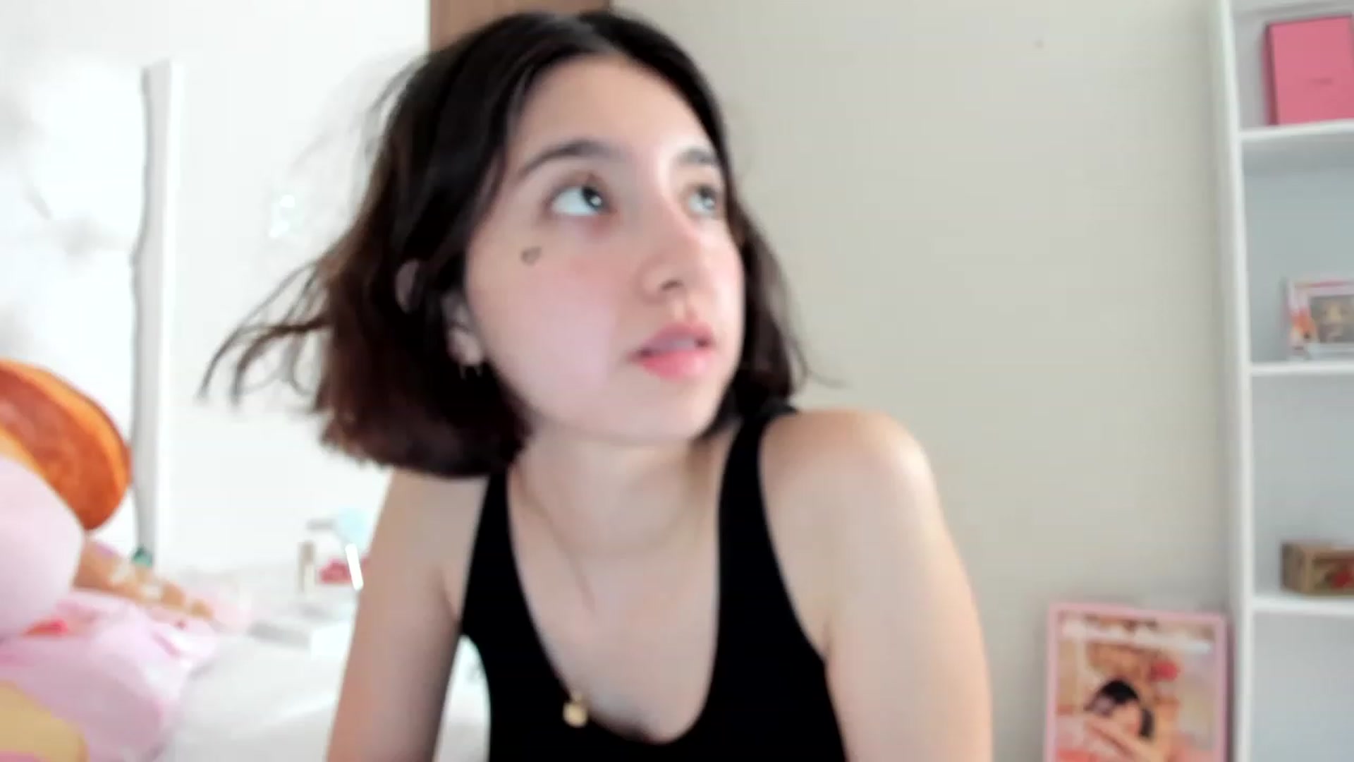 Gallery image thumbnail from Cherrycute666's myfreecams stream on, 02/23/2023, 08:40 image 11 of 20