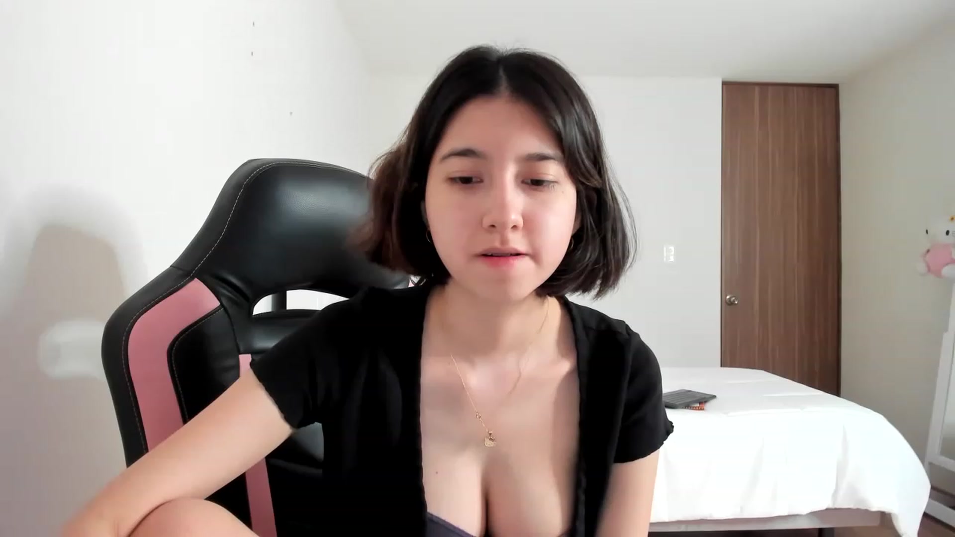 Gallery image thumbnail from Cherrycute666's myfreecams stream on, 02/24/2023, 03:52 image 8 of 20