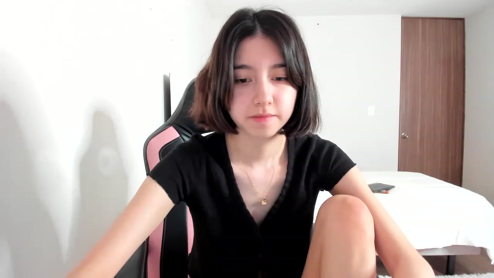 Gallery image thumbnail from Cherrycute666's myfreecams stream on, 02/24/2023, 03:52 image 5 of 20