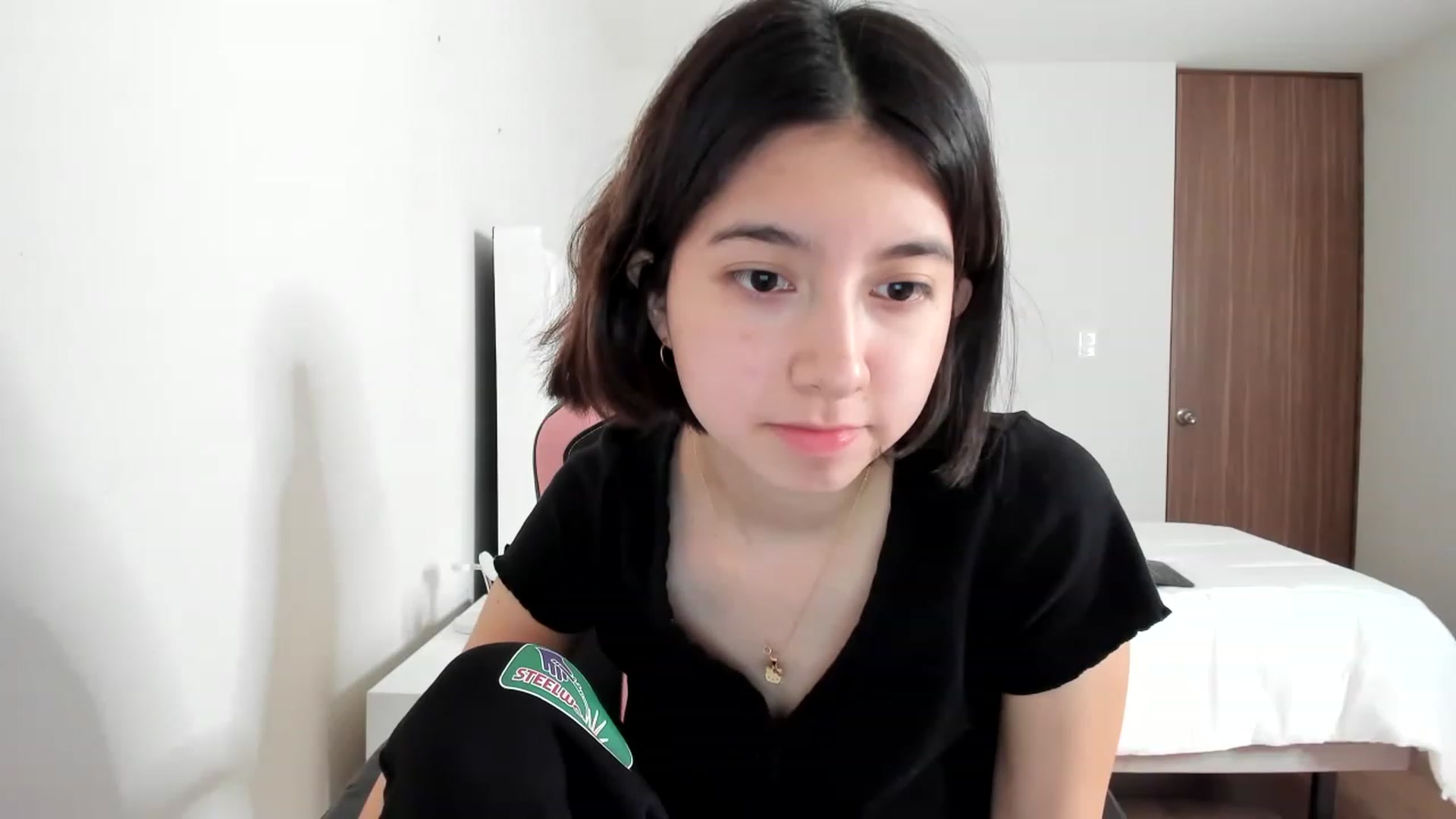 Gallery image thumbnail from Cherrycute666's myfreecams stream on, 02/24/2023, 06:11 image 1 of 20