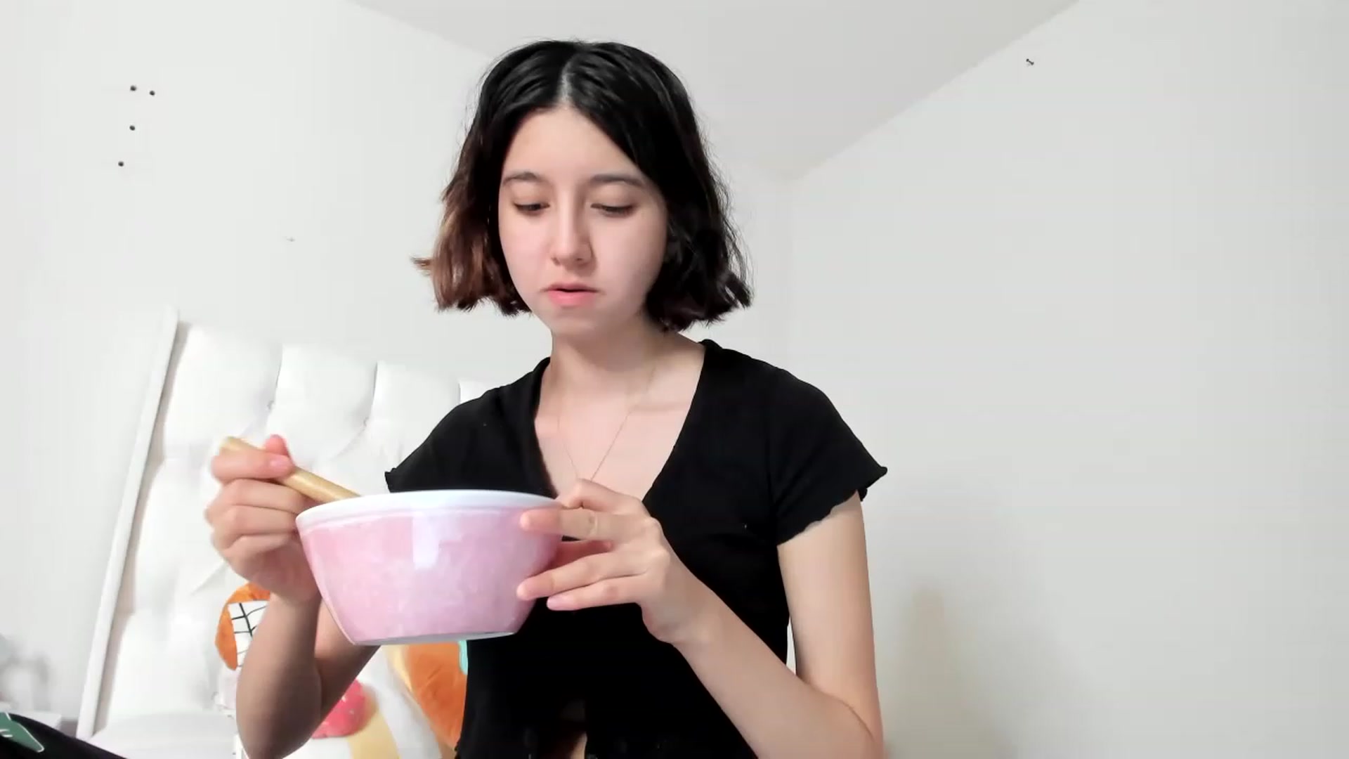 Gallery image thumbnail from Cherrycute666's myfreecams stream on, 02/24/2023, 11:28 image 1 of 20