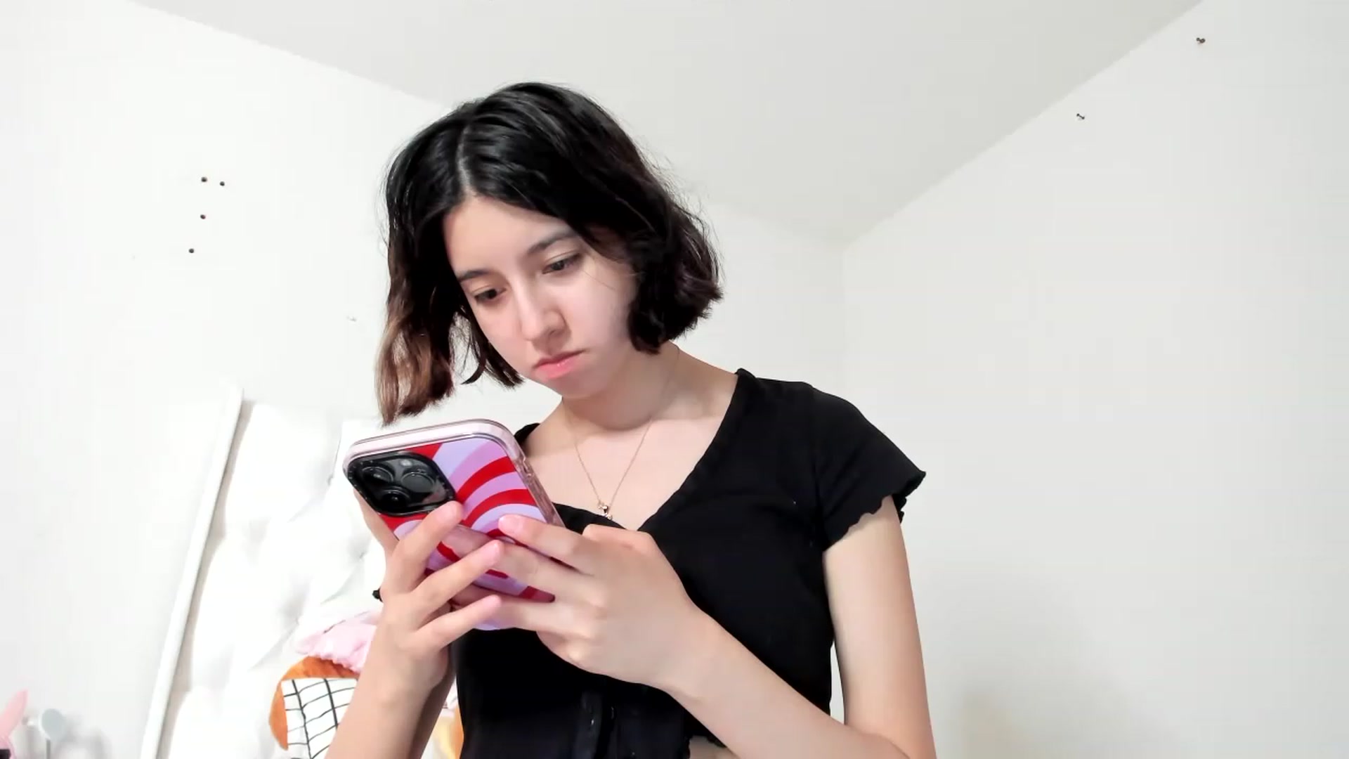 Gallery image thumbnail from Cherrycute666's myfreecams stream on, 02/24/2023, 11:28 image 11 of 20