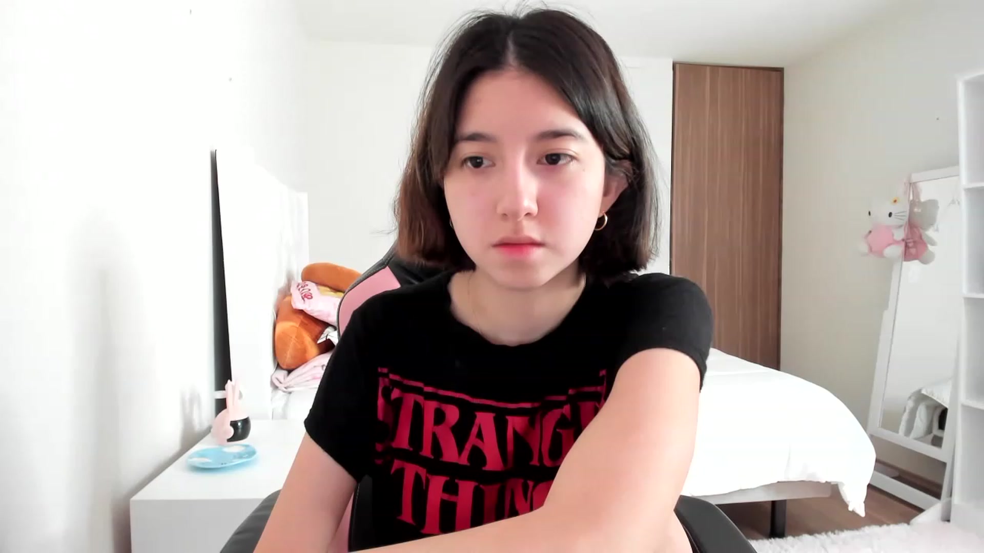 Gallery image thumbnail from Cherrycute666's myfreecams stream on, 02/24/2023, 21:35 image 3 of 20