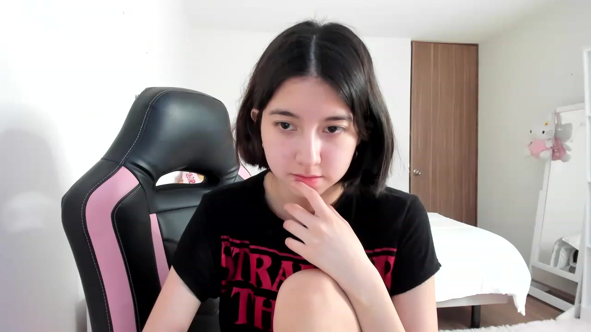 Gallery image thumbnail from Cherrycute666's myfreecams stream on, 02/24/2023, 21:35 image 15 of 20