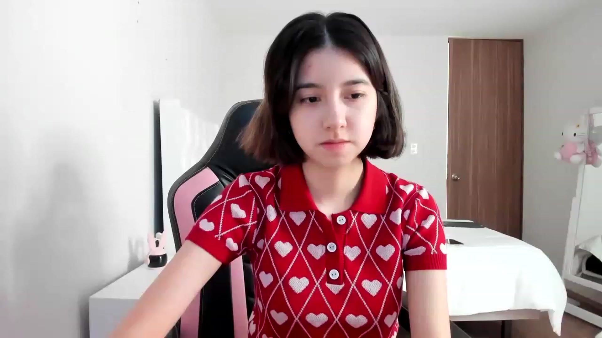Gallery image thumbnail from Cherrycute666's myfreecams stream on, 02/25/2023, 23:20 image 8 of 20