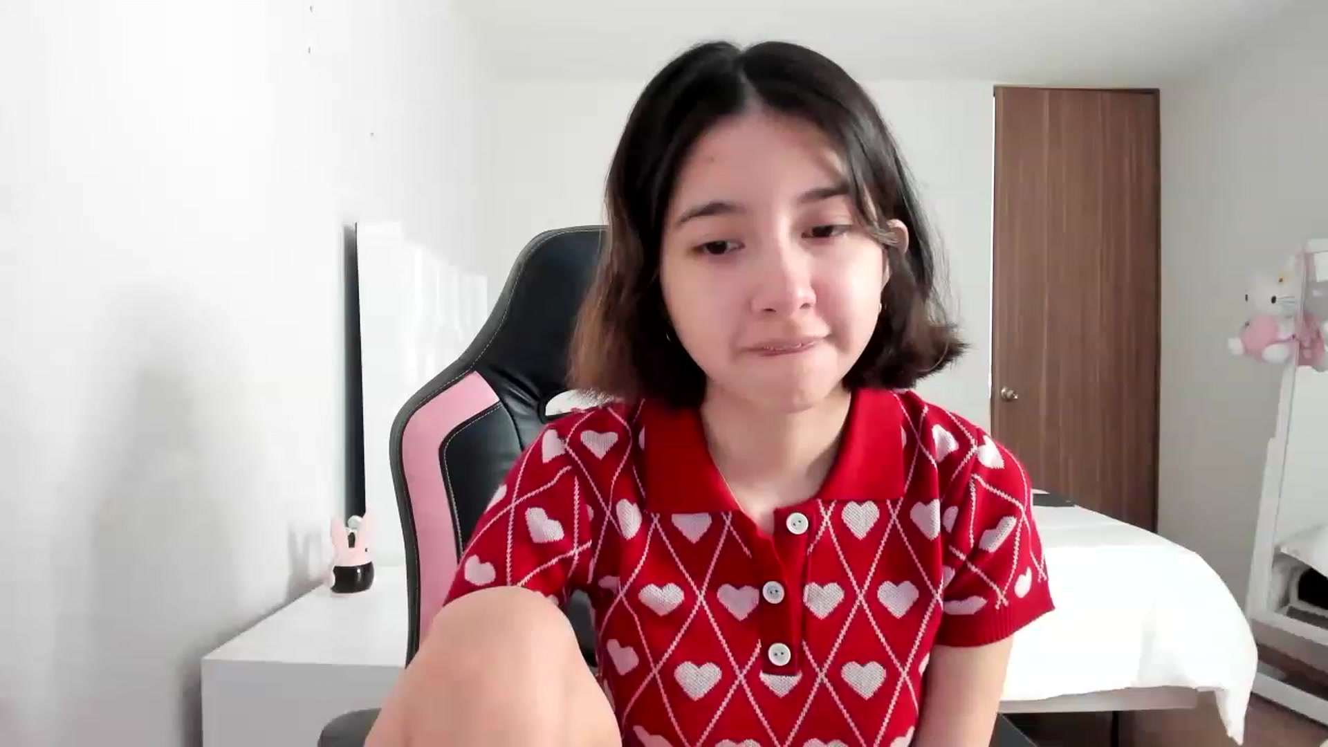 Gallery image thumbnail from Cherrycute666's myfreecams stream on, 02/25/2023, 23:20 image 16 of 20