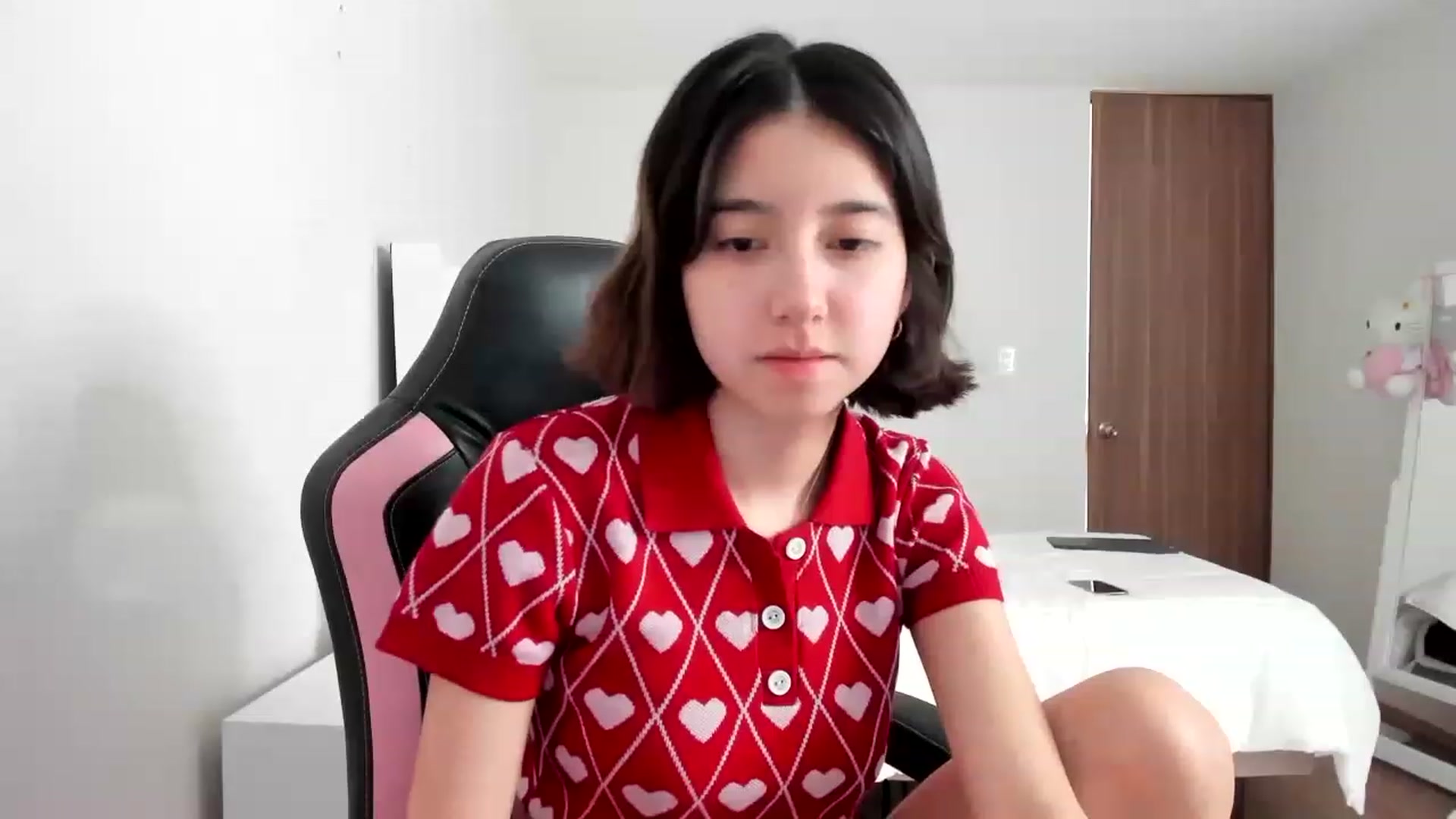 Gallery image thumbnail from Cherrycute666's myfreecams stream on, 02/25/2023, 23:20 image 20 of 20